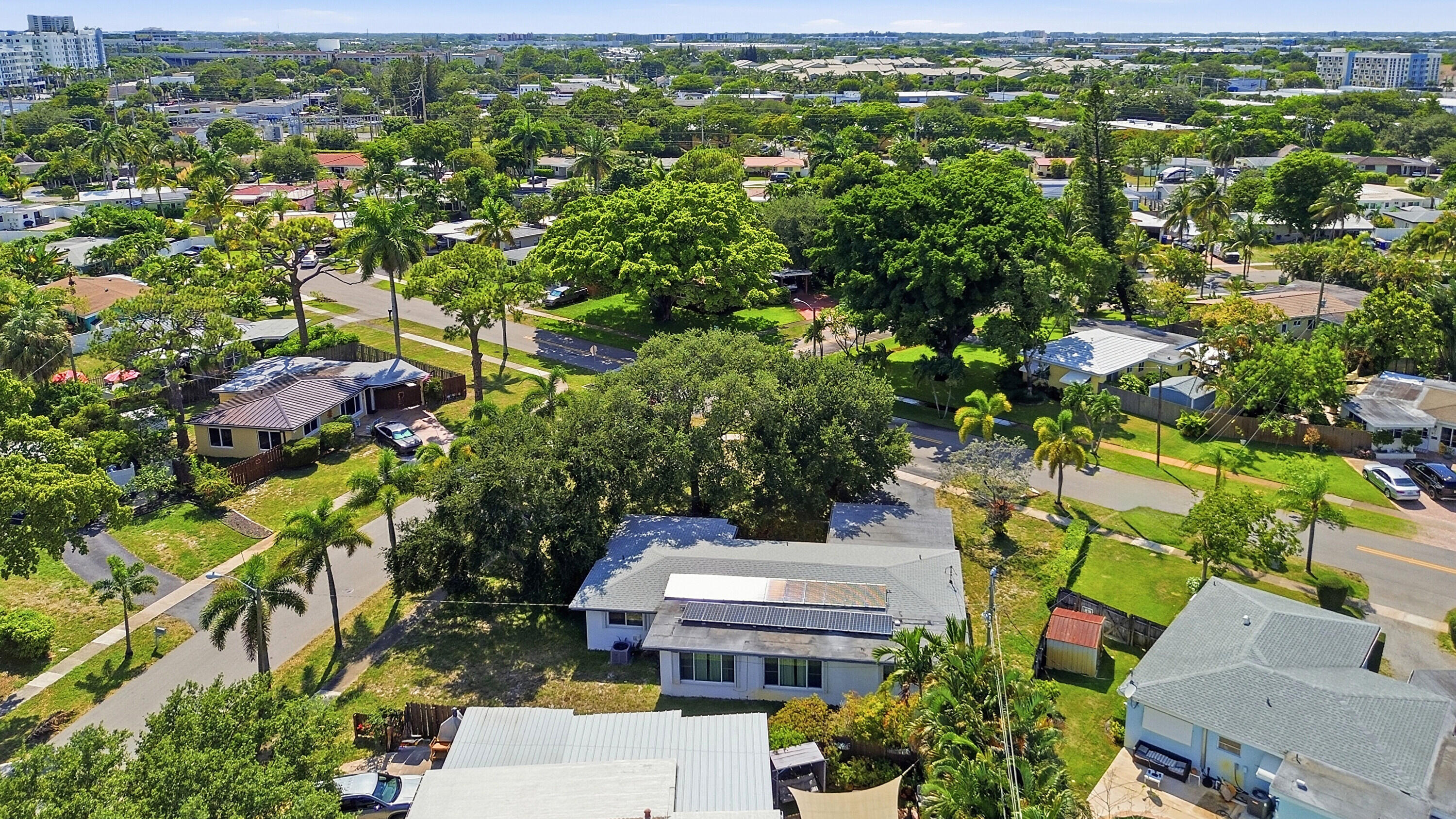 LYONS PARK FIRST ADD - Residential