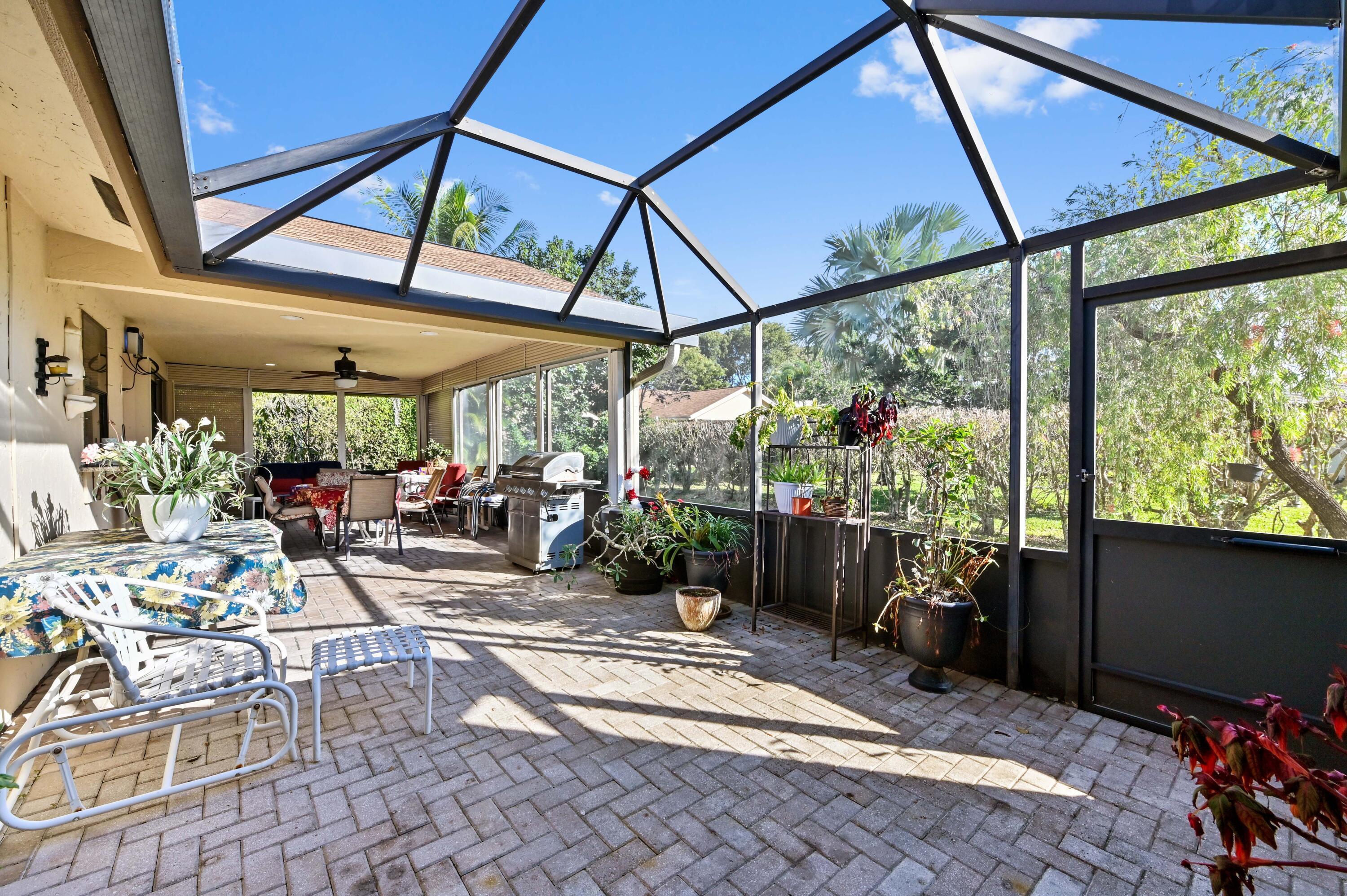 RAINBERRY BAY - Residential