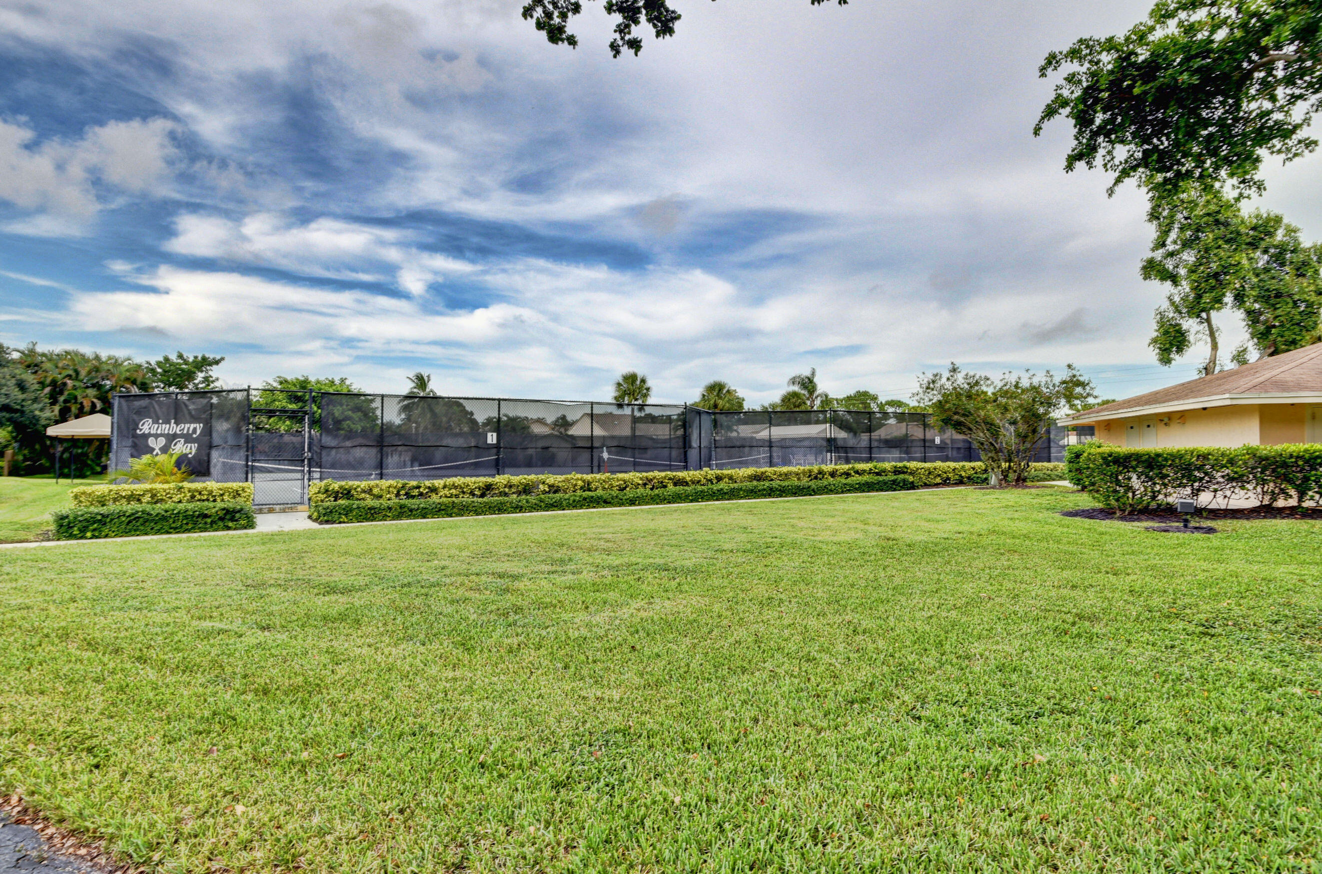 RAINBERRY BAY - Residential