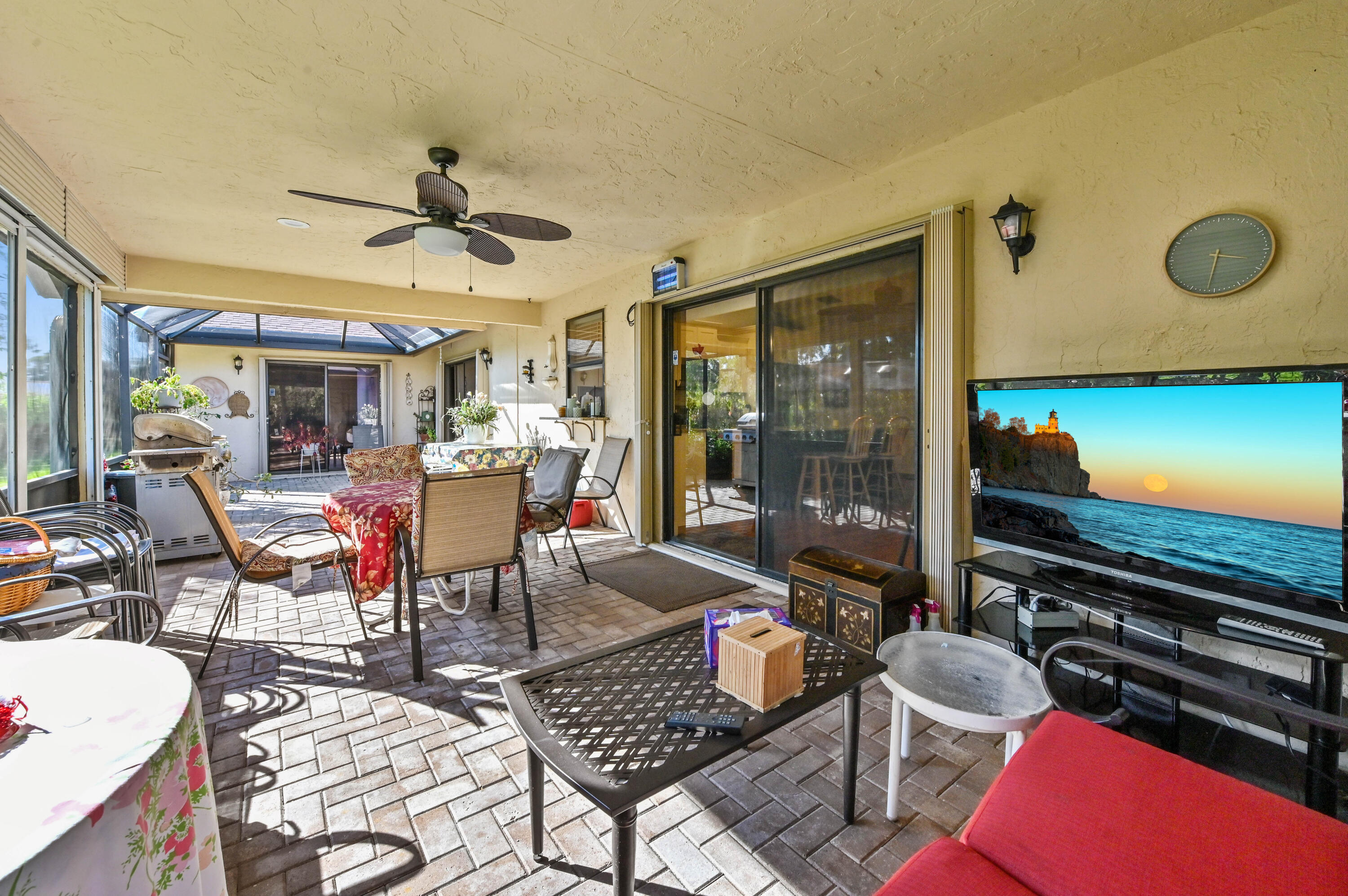 RAINBERRY BAY - Residential