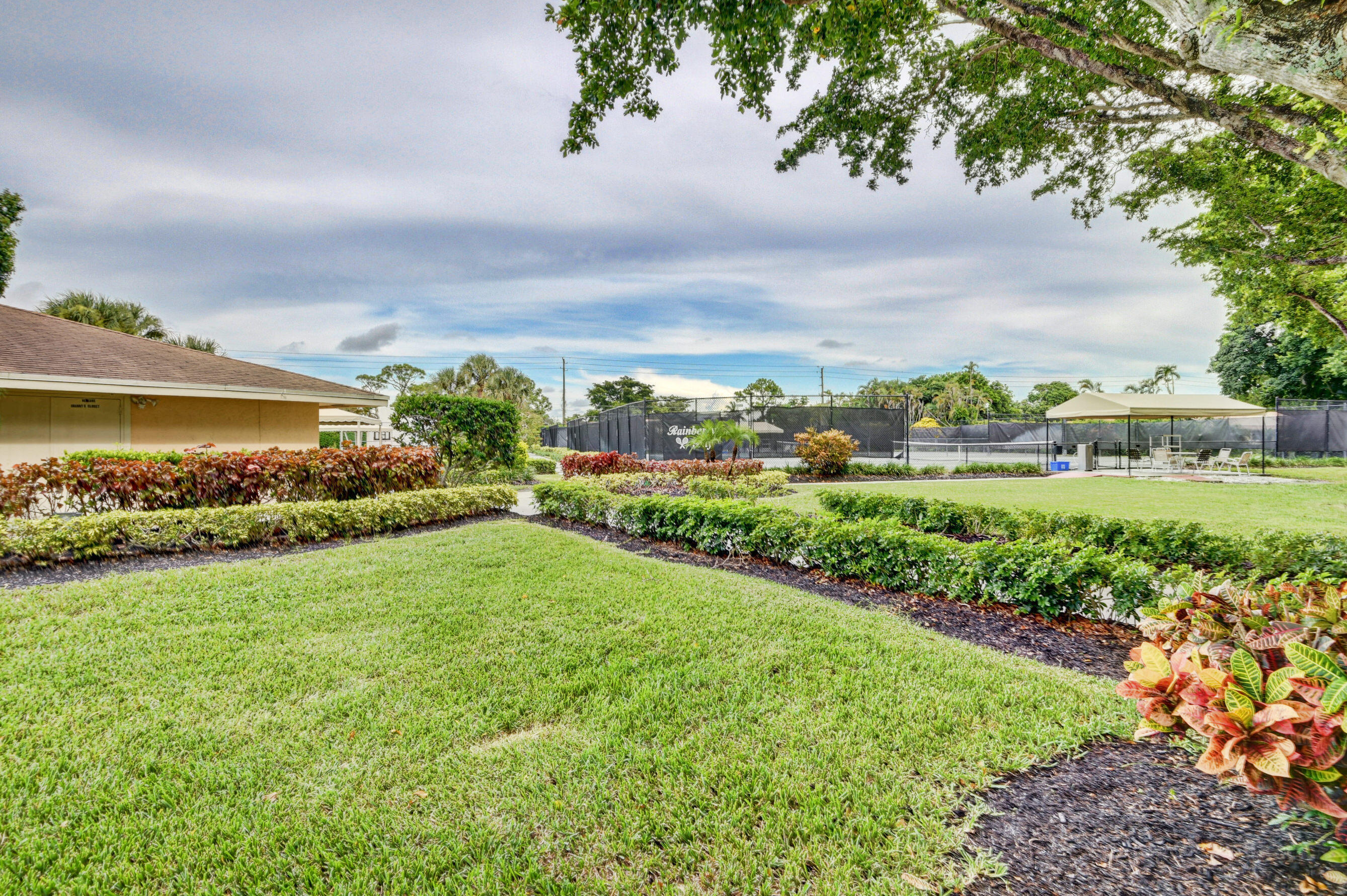 RAINBERRY BAY - Residential
