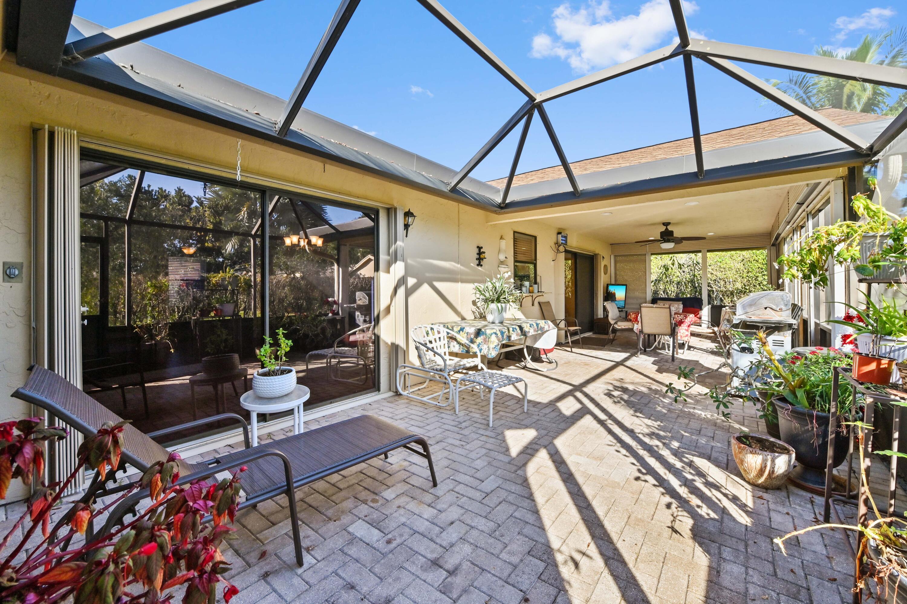 RAINBERRY BAY - Residential