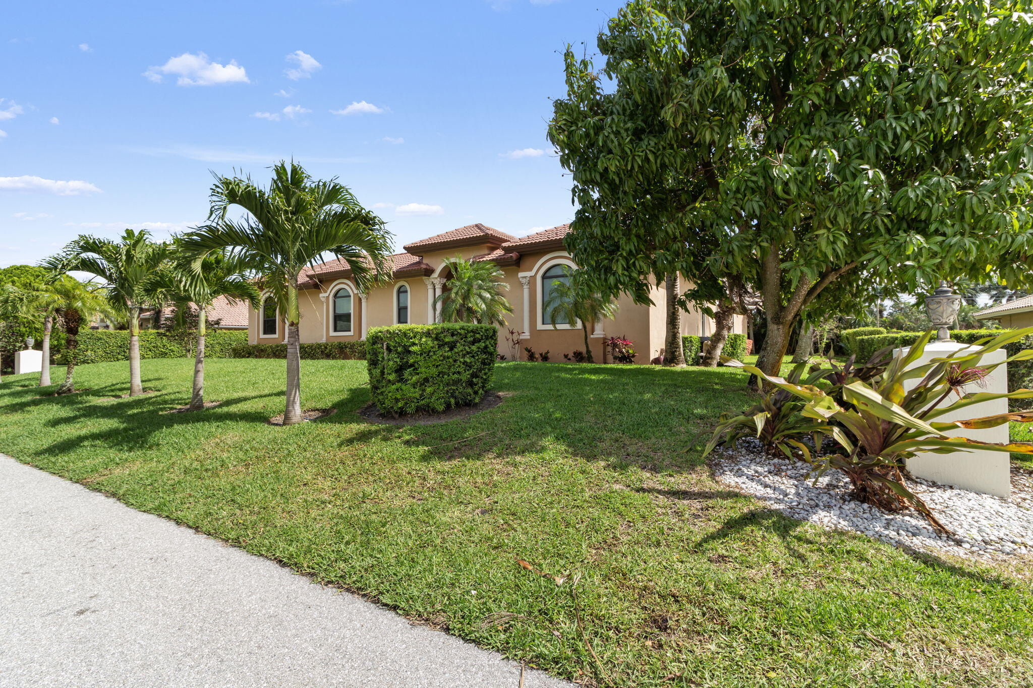 PINE TREE GOLF CLUB - Residential