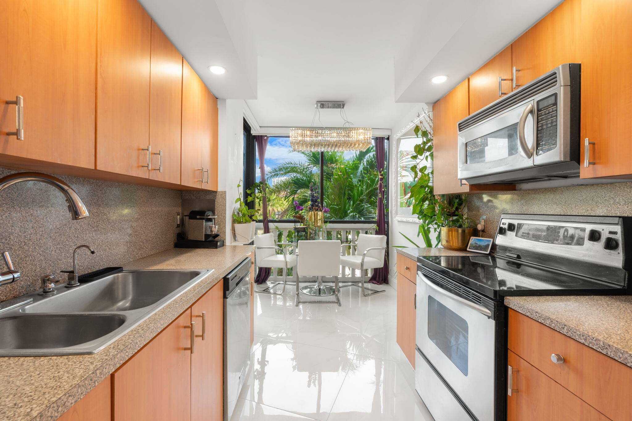1000 ISL BLVD WILLIAMS ISL CONDO - Residential