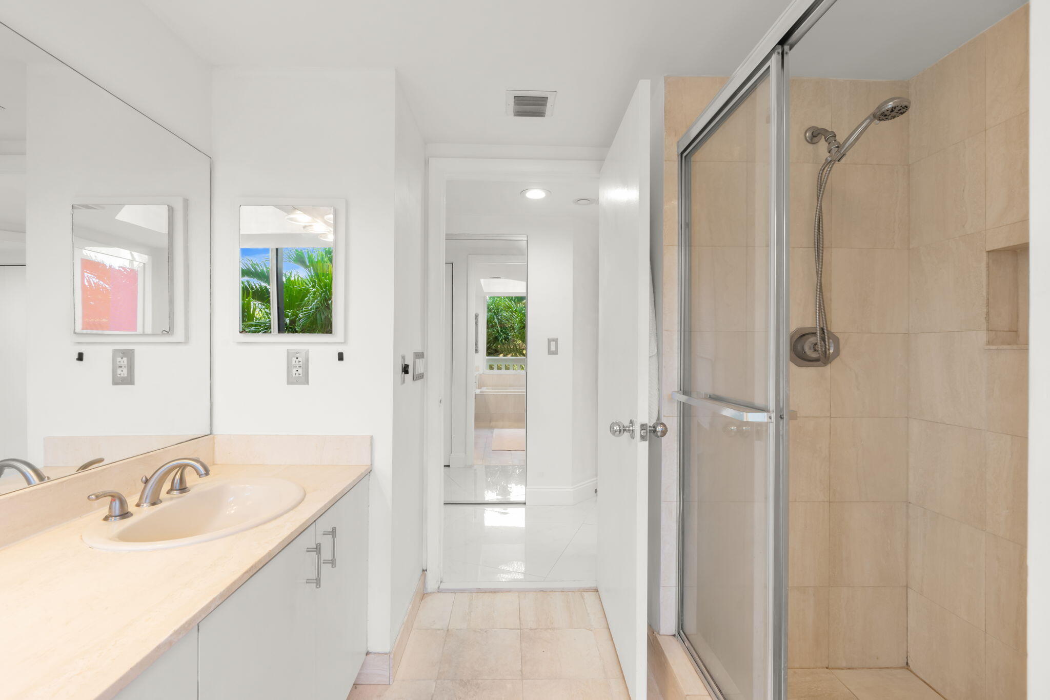 1000 ISL BLVD WILLIAMS ISL CONDO - Residential