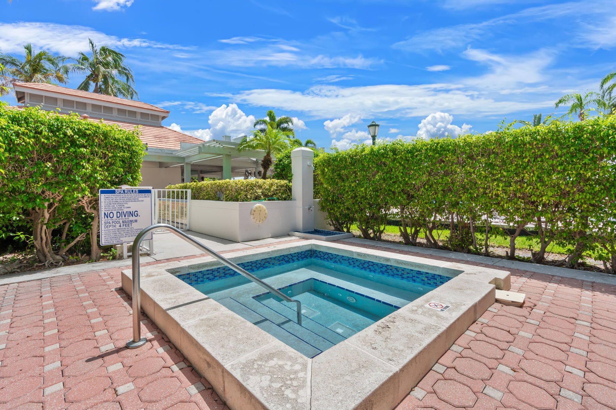 1000 ISL BLVD WILLIAMS ISL CONDO - Residential