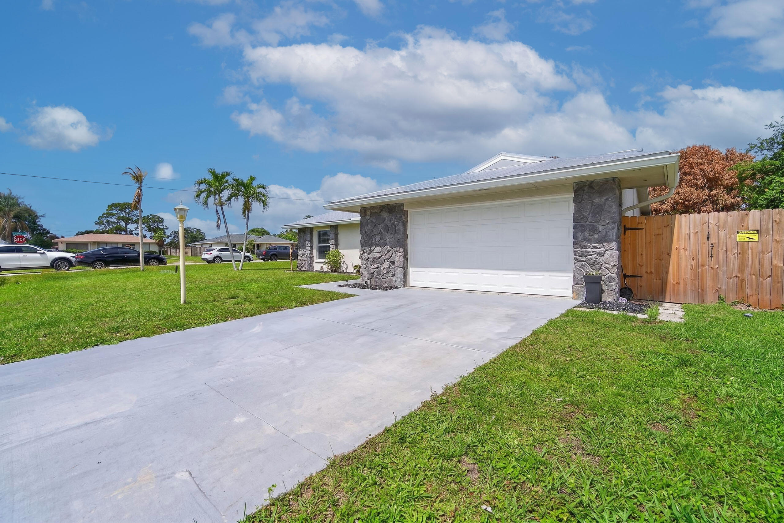 PORT ST LUCIE SECTION 30 - Residential