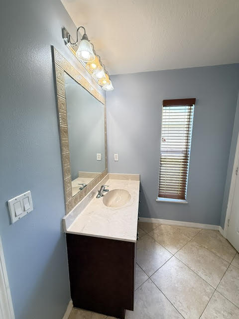 PORT ST LUCIE SECTION 12 - Residential Lease