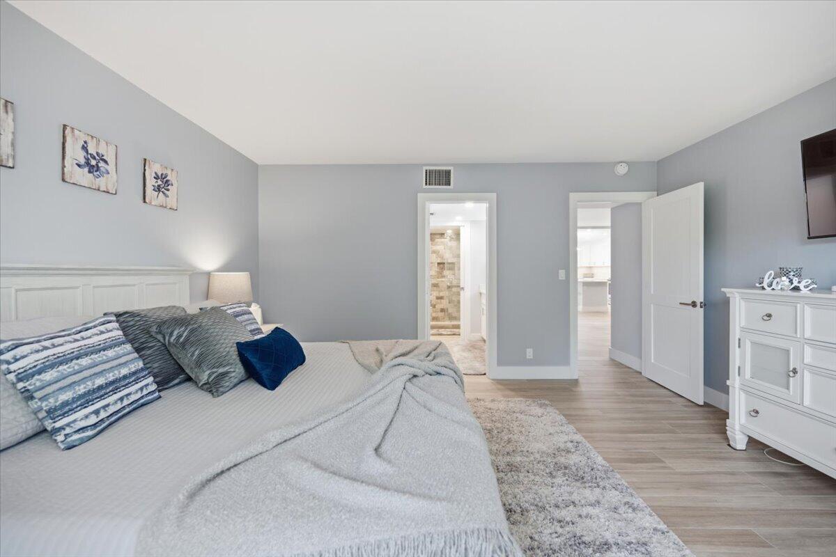OCEAN PARKS CONDO - Residential