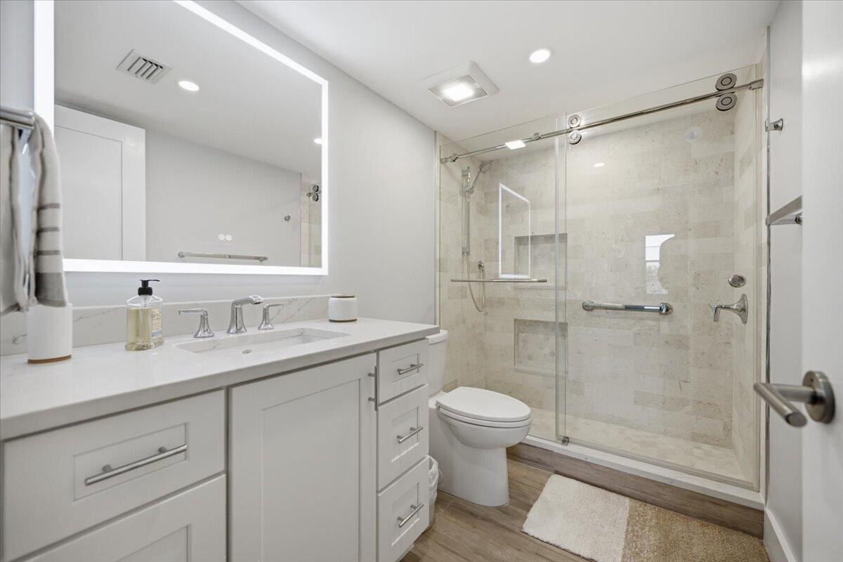 OCEAN PARKS CONDO - Residential
