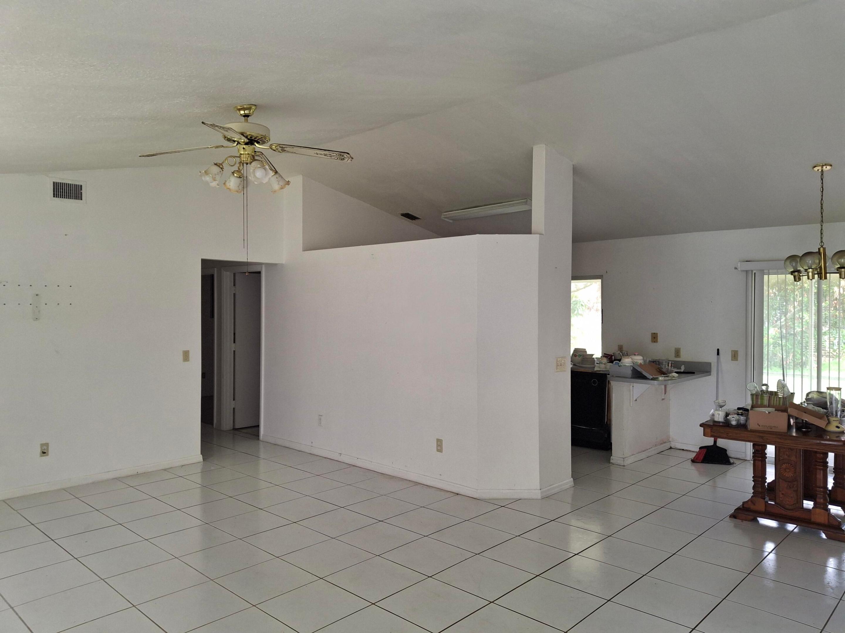PORT ST LUCIE SECTION 13 - Residential
