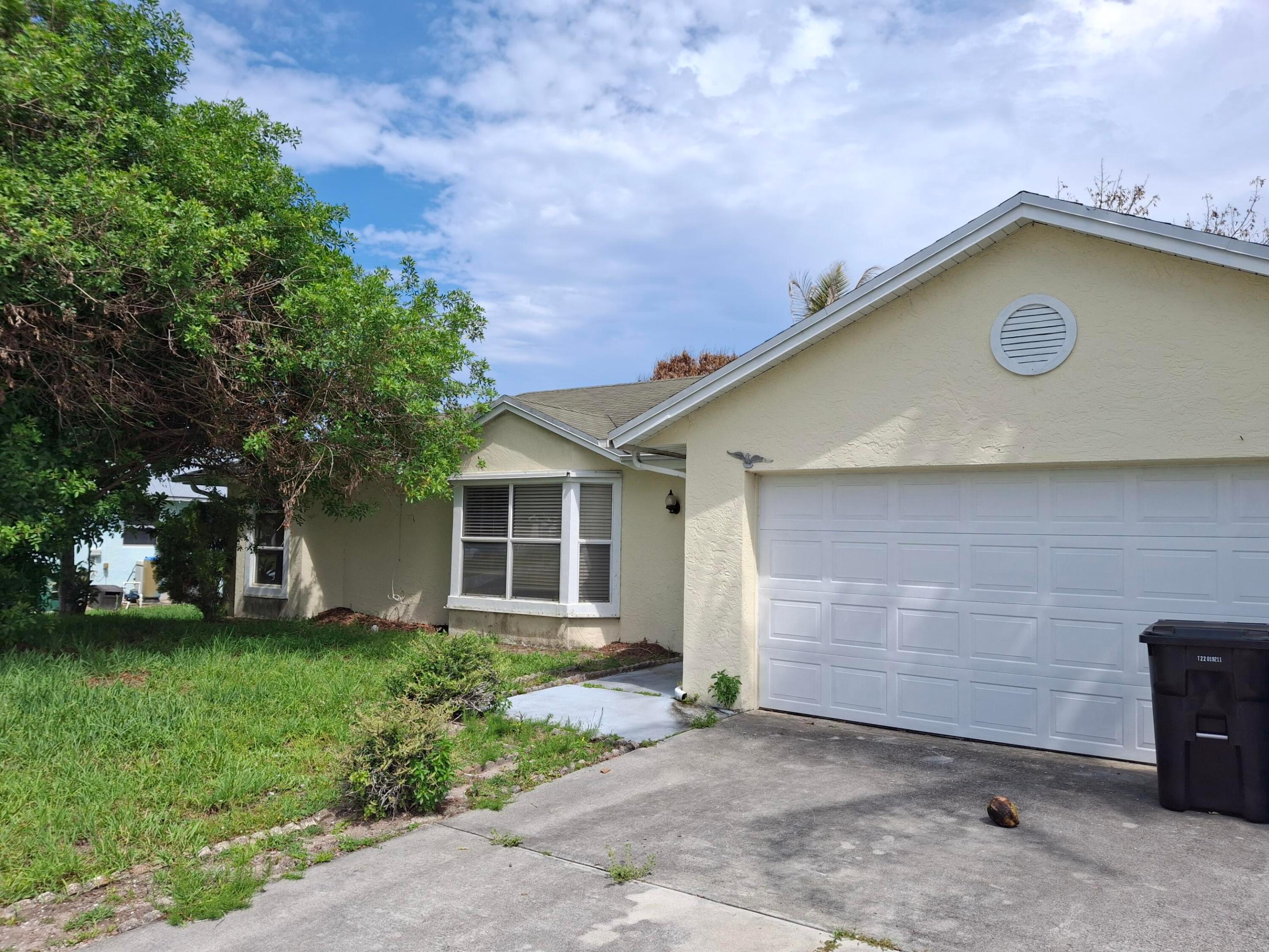PORT ST LUCIE SECTION 13 - Residential