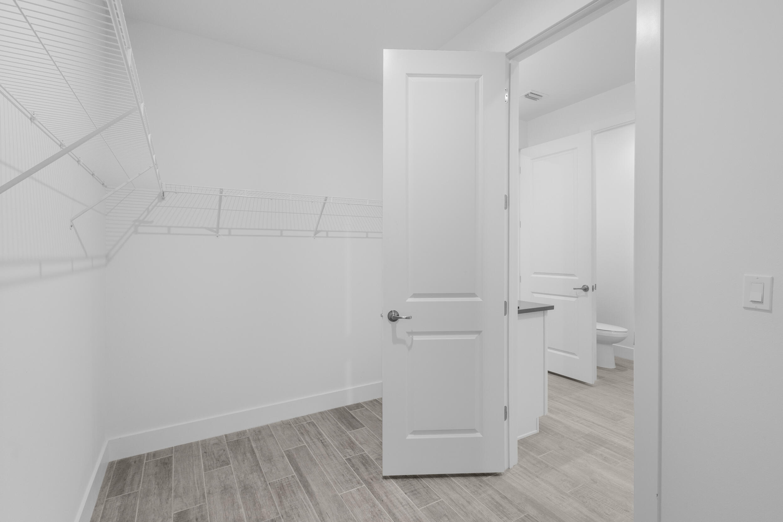 EMERY II - Residential