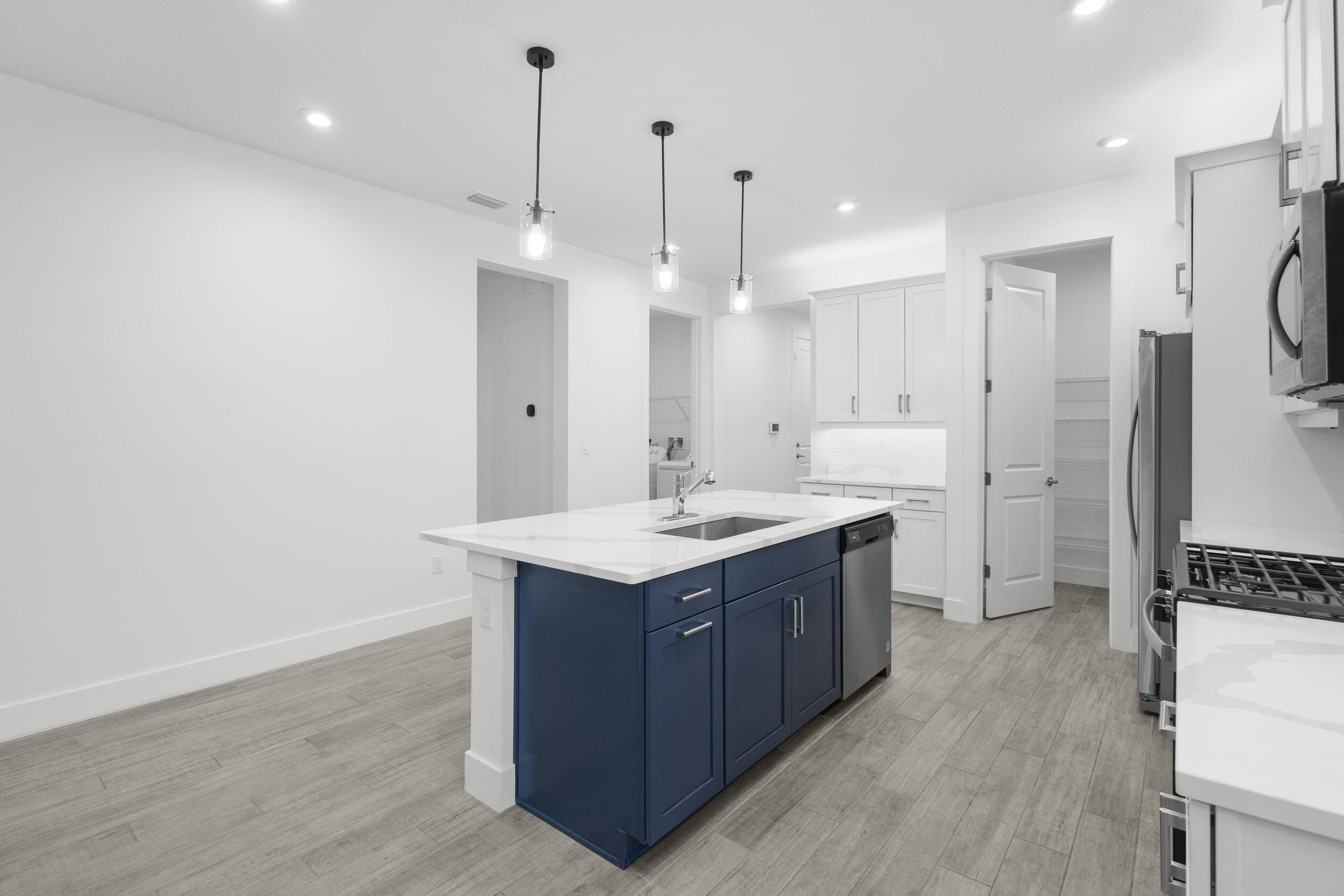 EMERY II - Residential