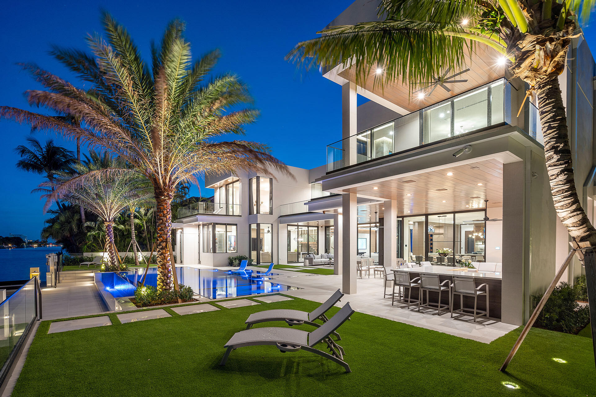 ROYAL PALM YACHT & COUNTRY CLUB - Residential