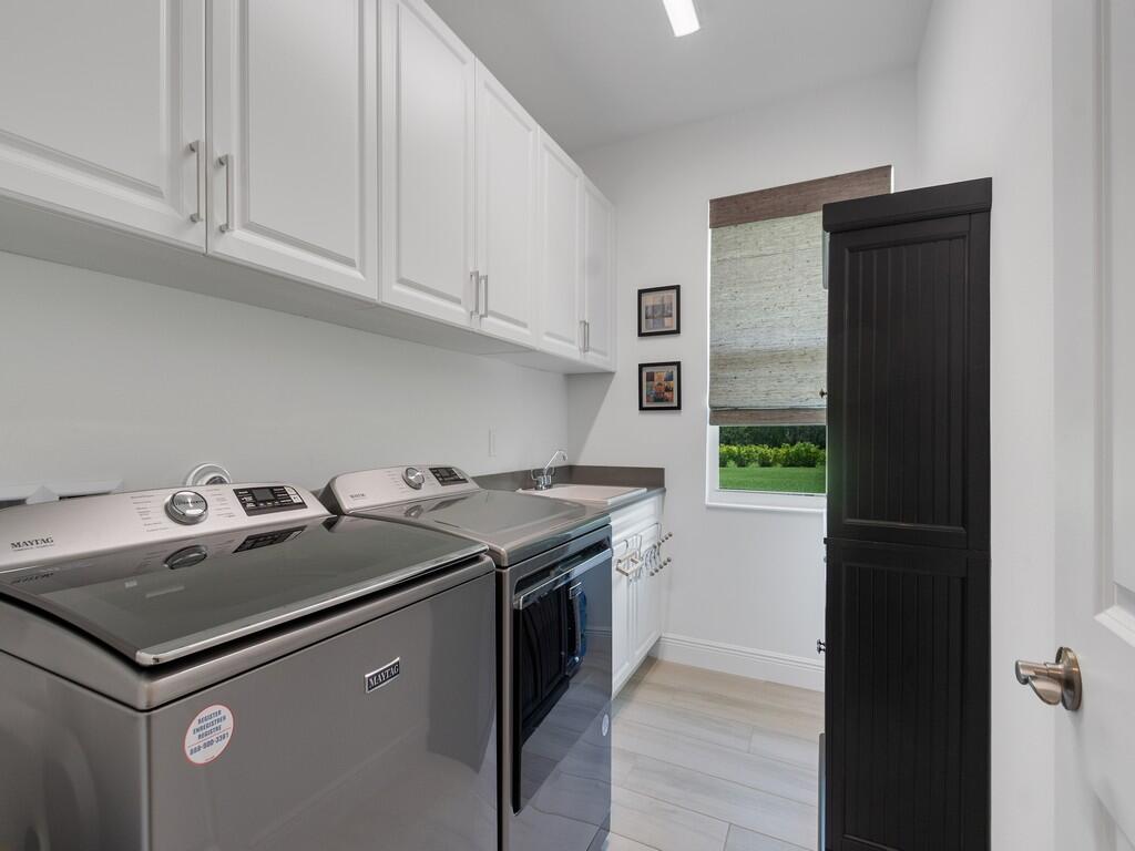 STONEY BROOK FARM - Residential