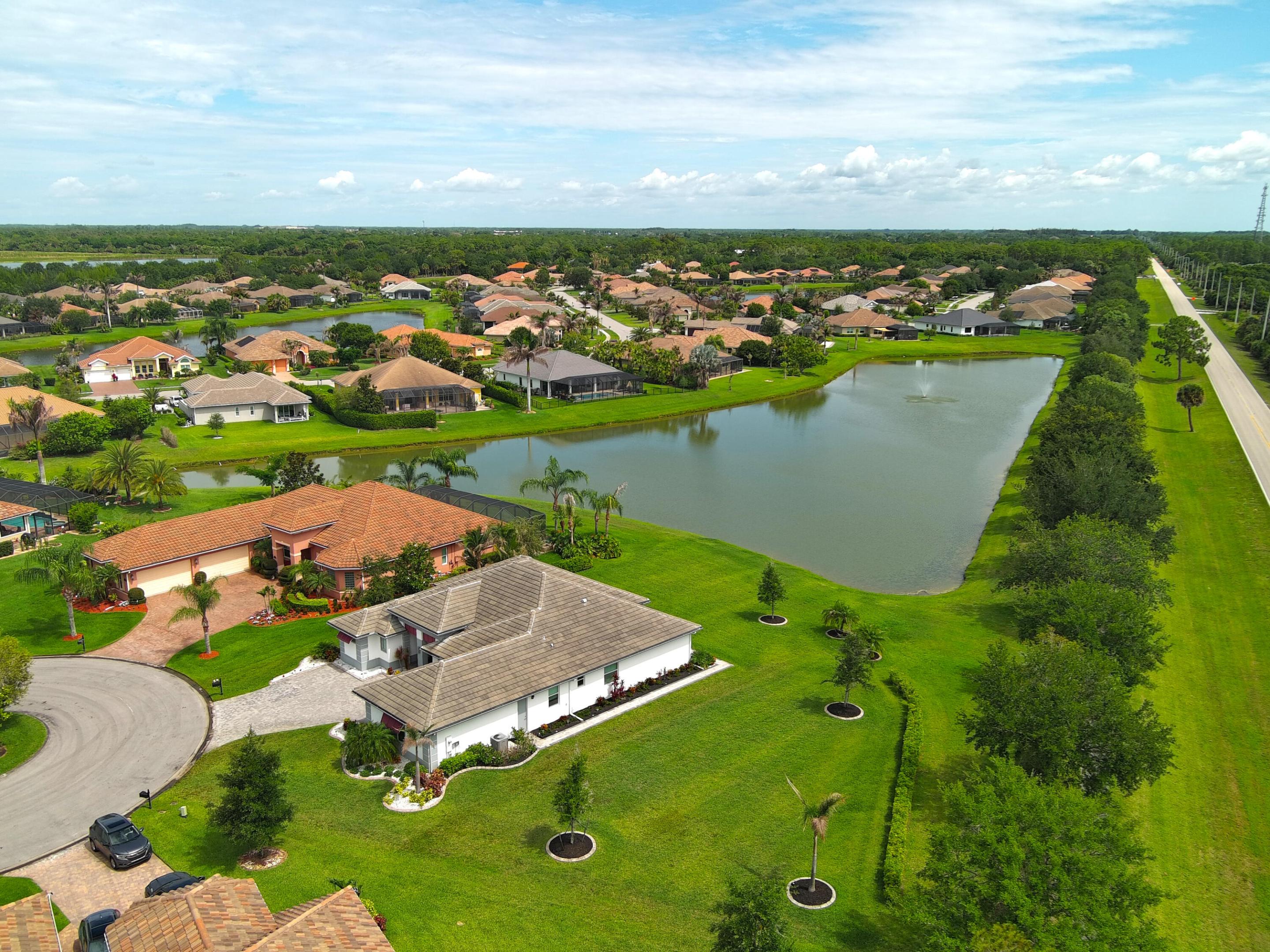 STONEY BROOK FARM - Residential