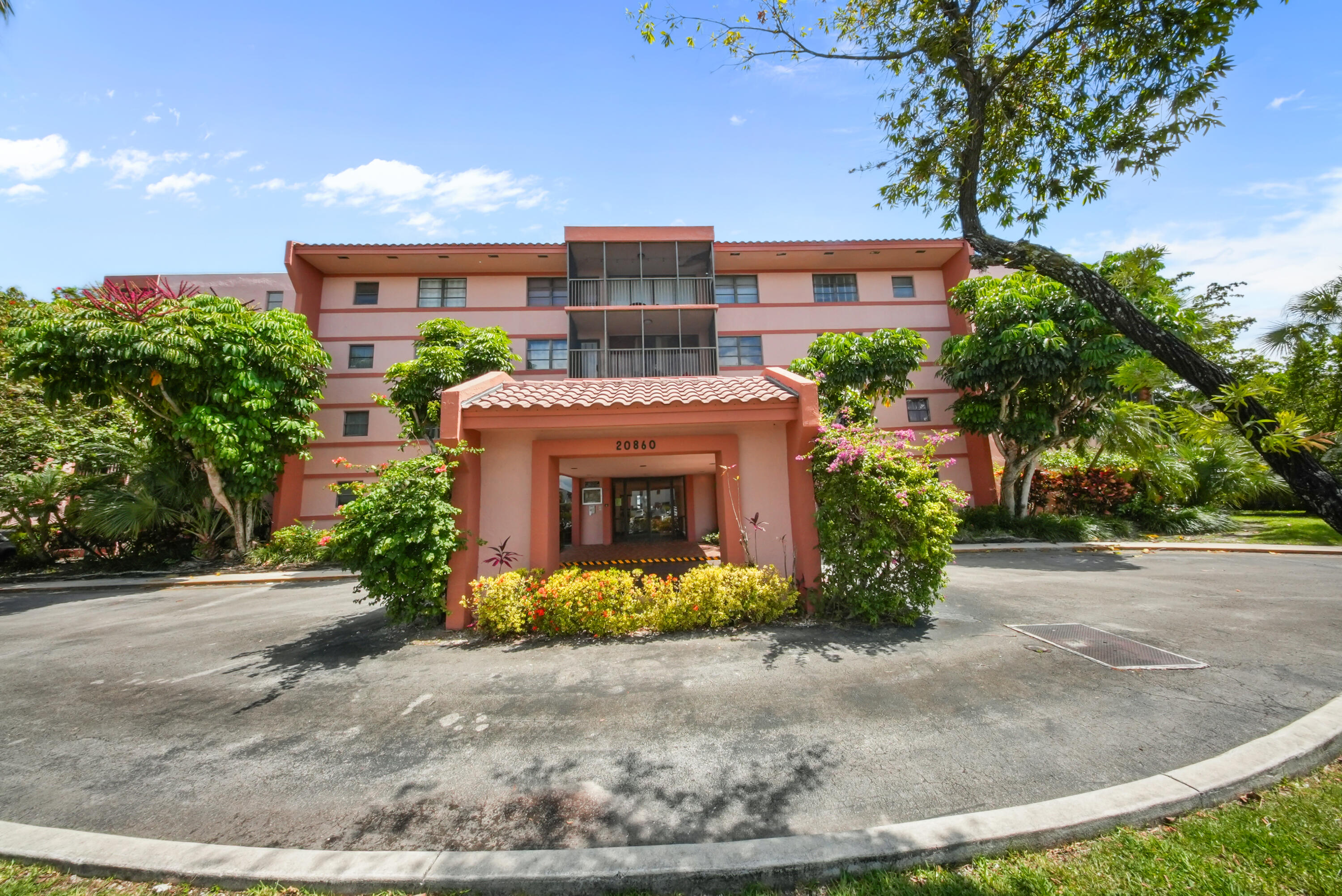 LAKEVIEW OF THE CALF CLUB CONDO - Residential