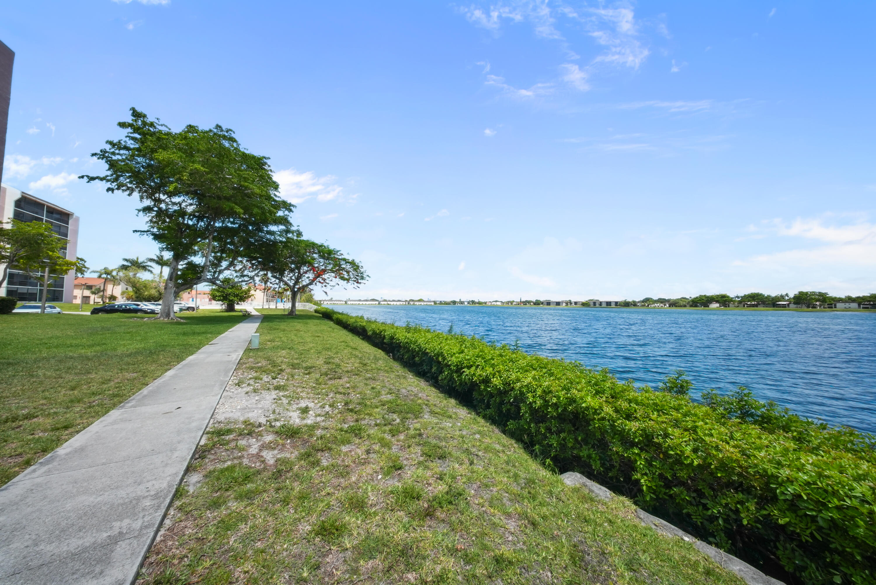 LAKEVIEW OF THE CALF CLUB CONDO - Residential