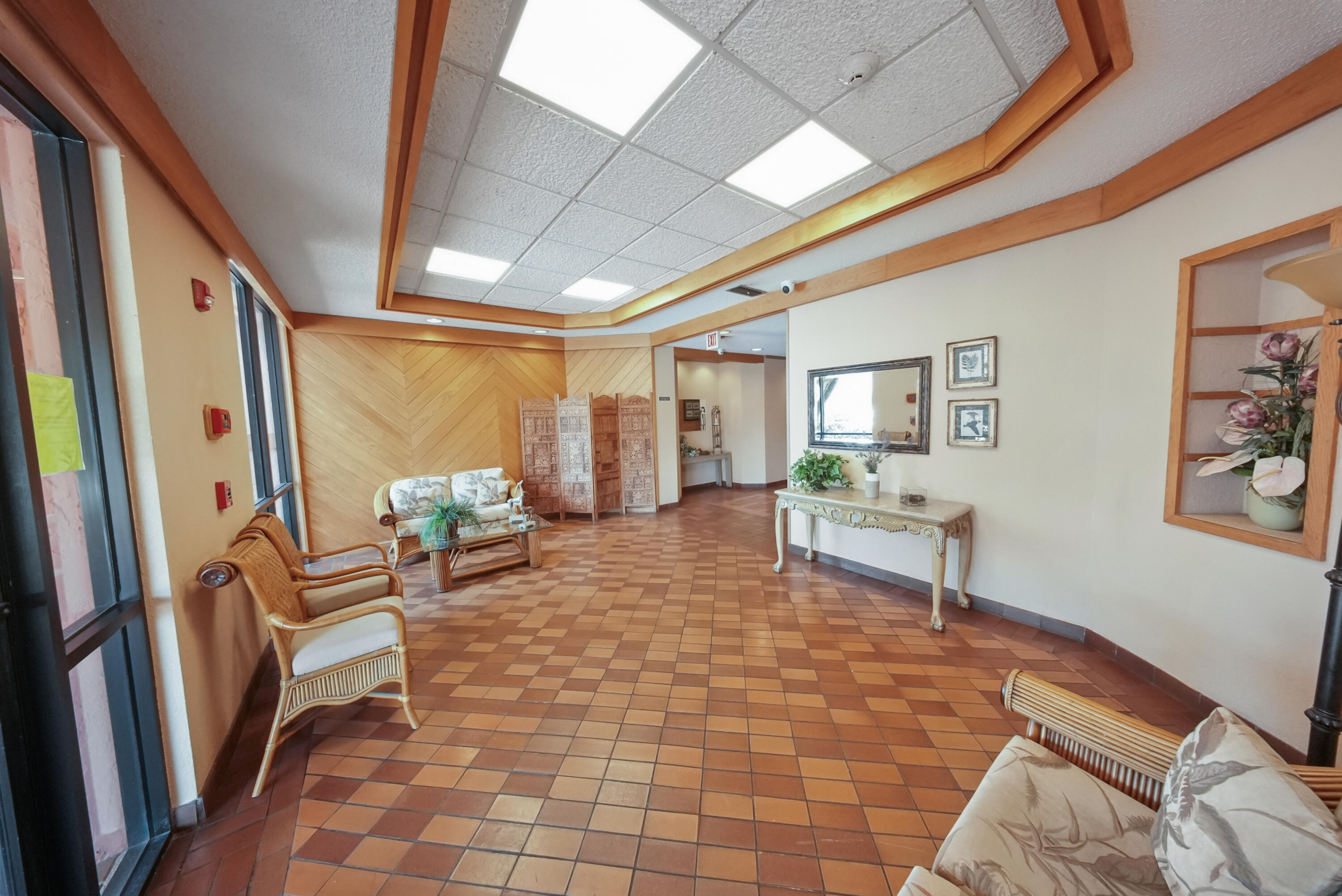 LAKEVIEW OF THE CALF CLUB CONDO - Residential