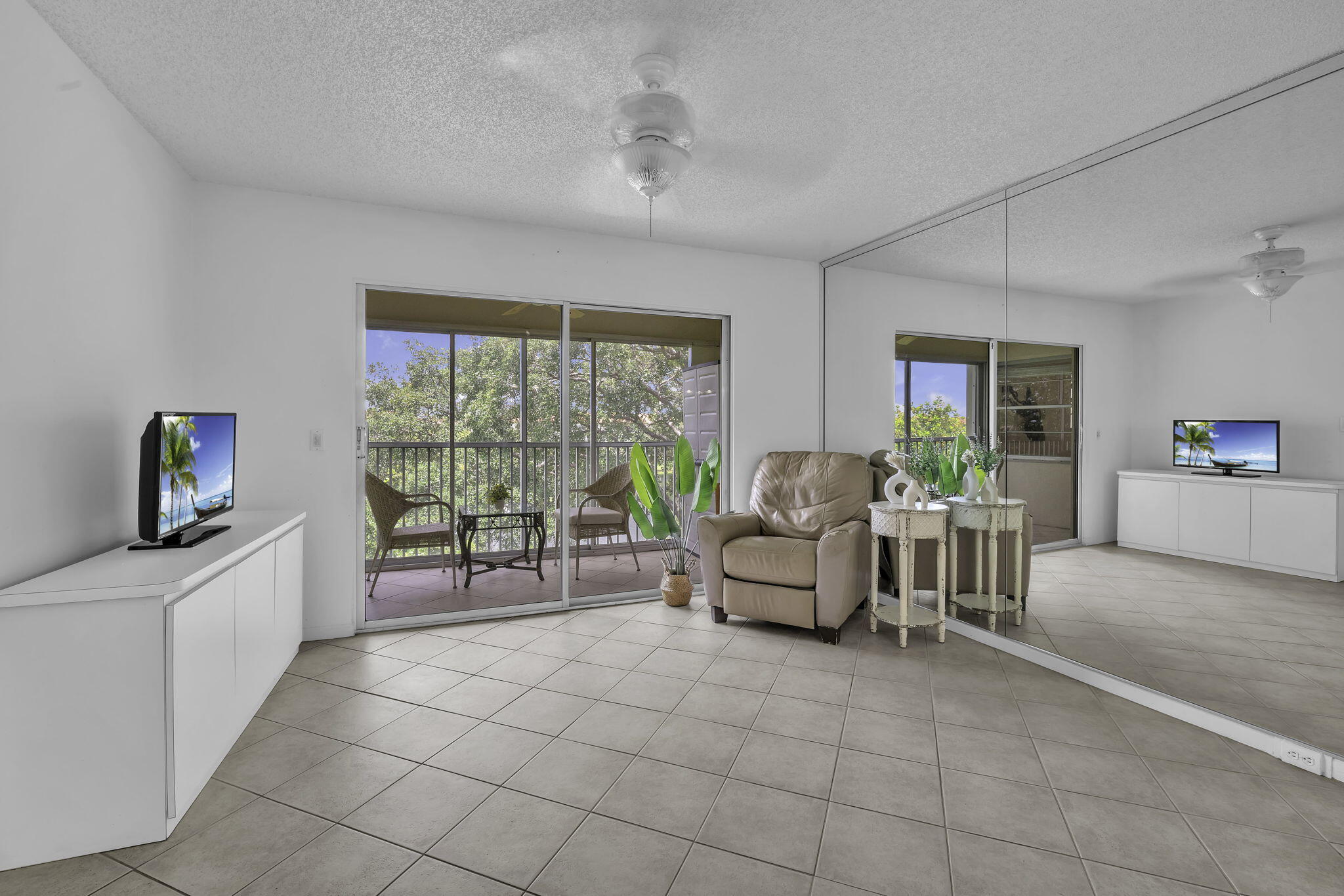 IVANHOE EAST AT CENTURY VILLAGE - Residential