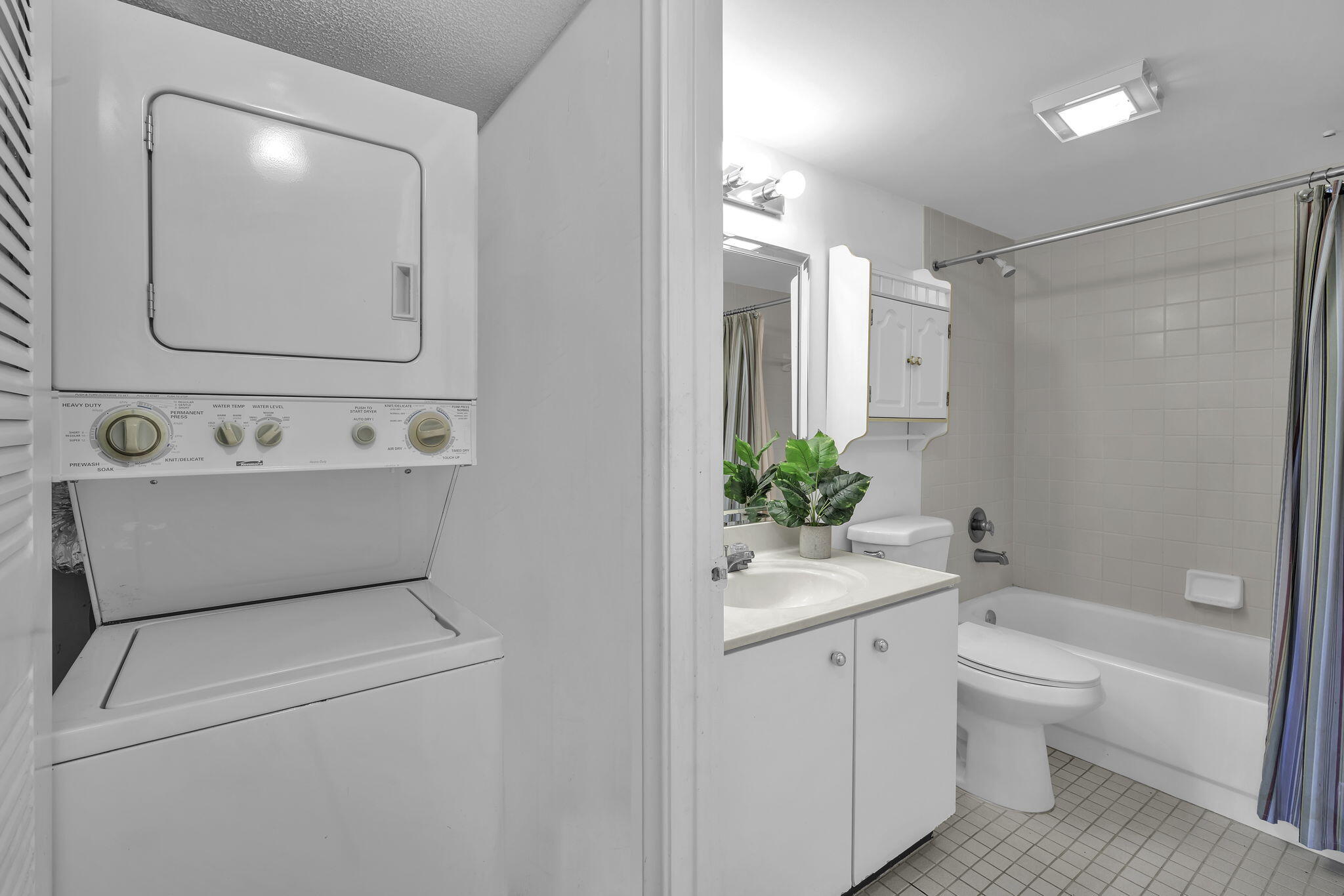 IVANHOE EAST AT CENTURY VILLAGE - Residential