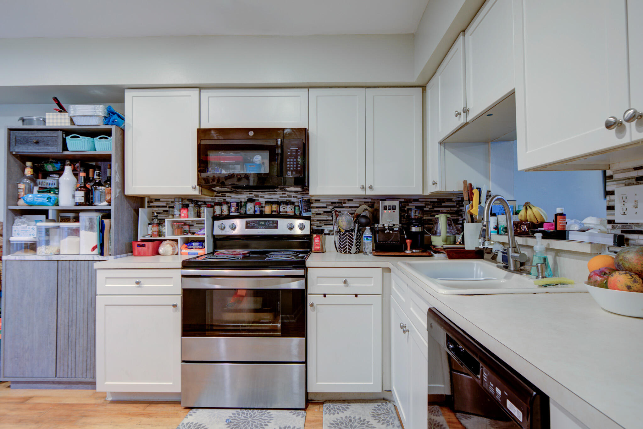 BERKELEY SQUARE CONDO - Residential