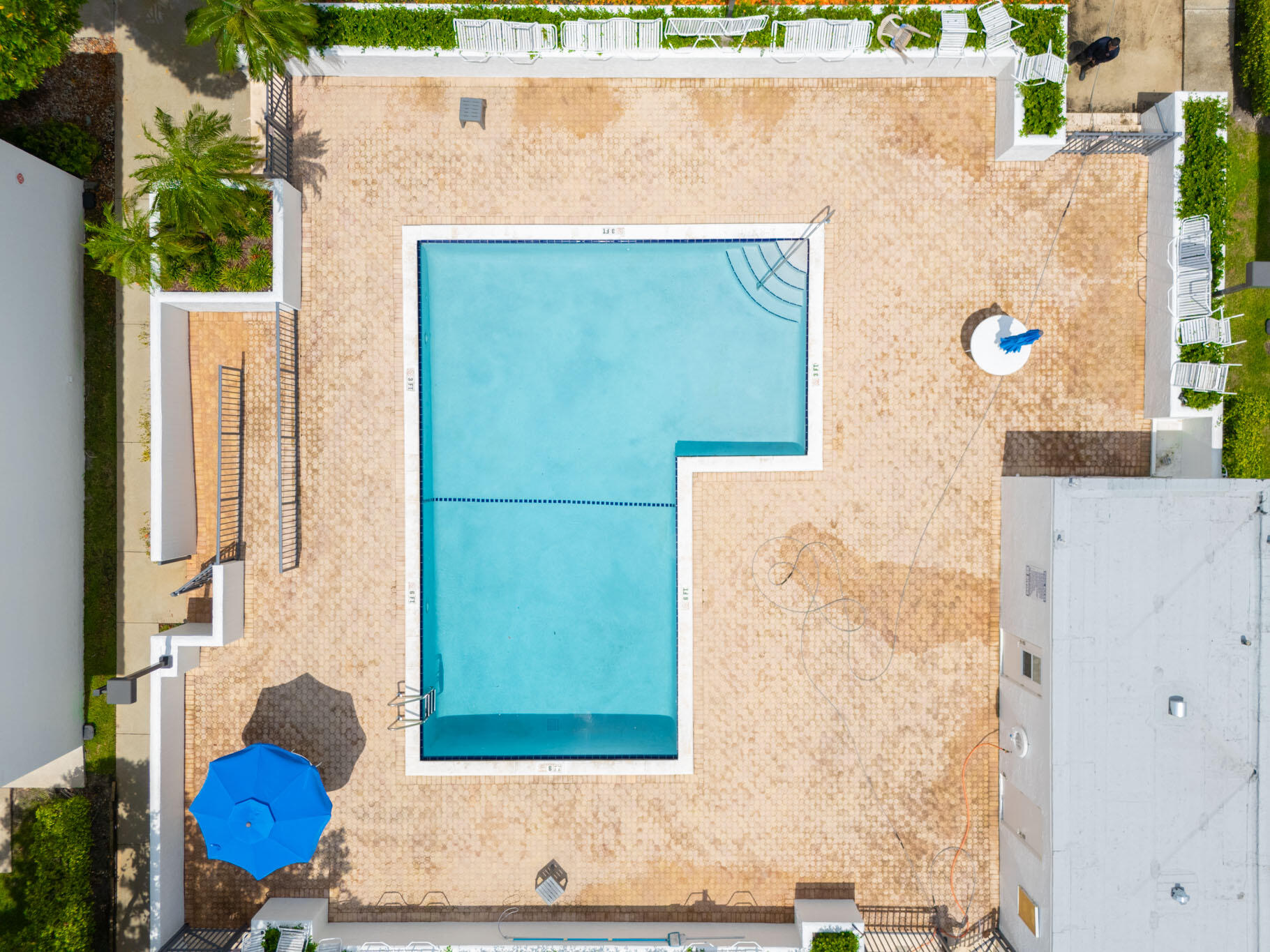 BERKELEY SQUARE CONDO - Residential