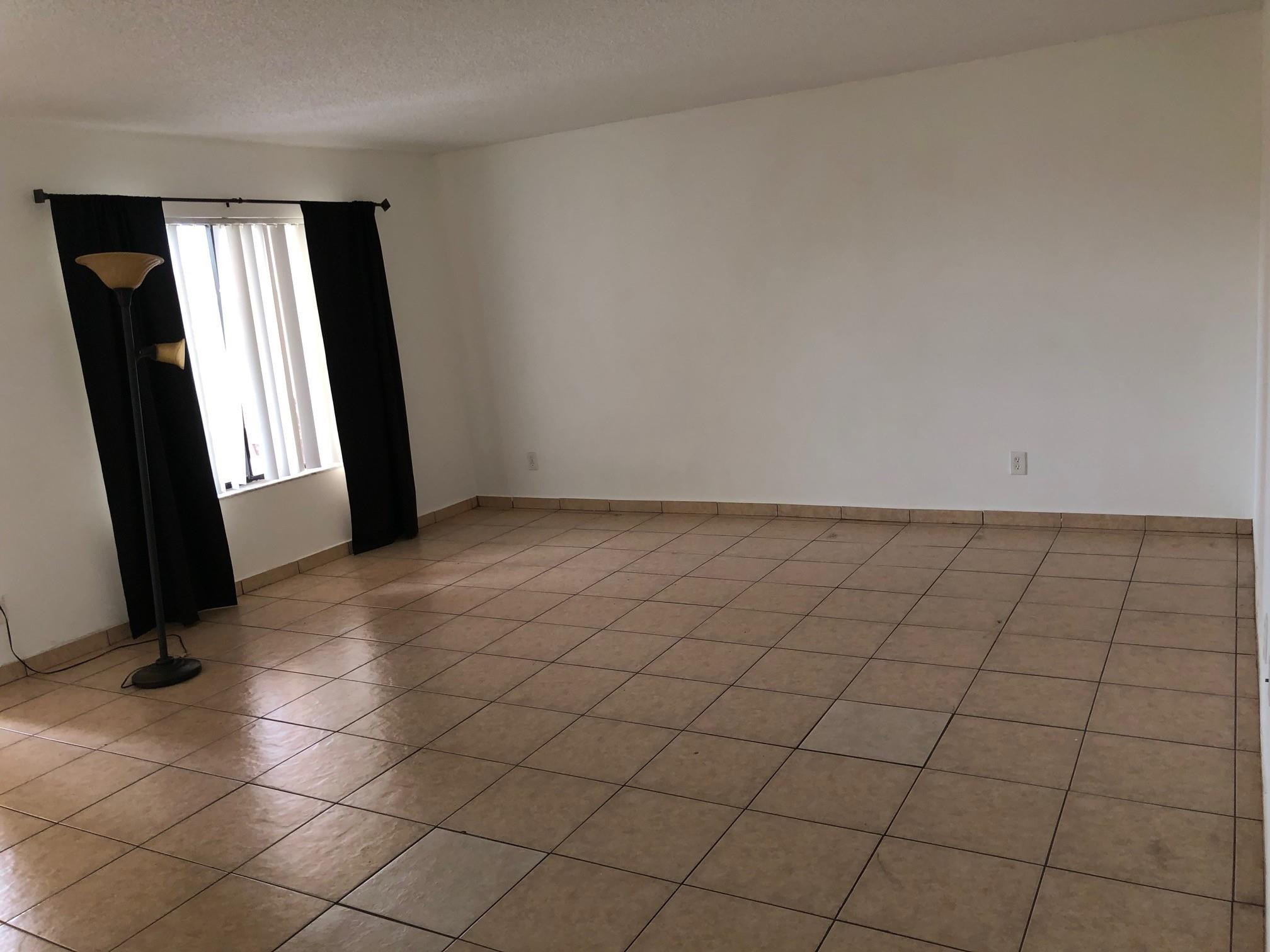 COURTYARDS AT DAVIE CONDO - Residential