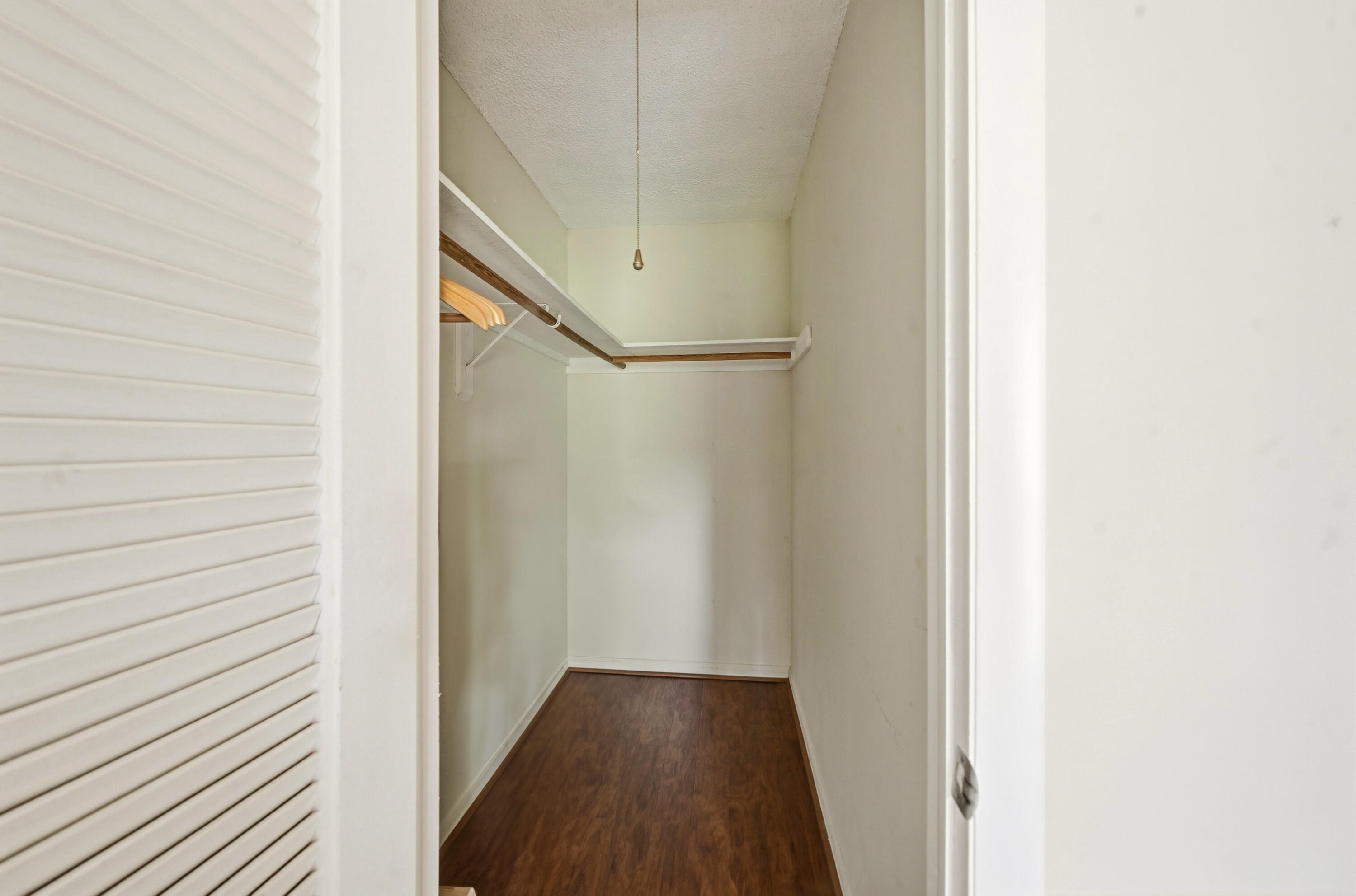 CAMBRIDGE CONDO - Residential