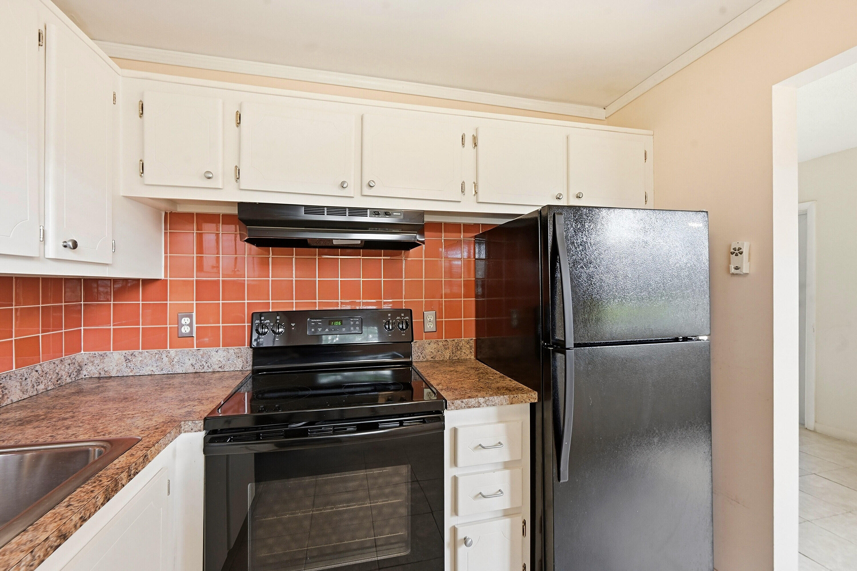 CAMBRIDGE CONDO - Residential