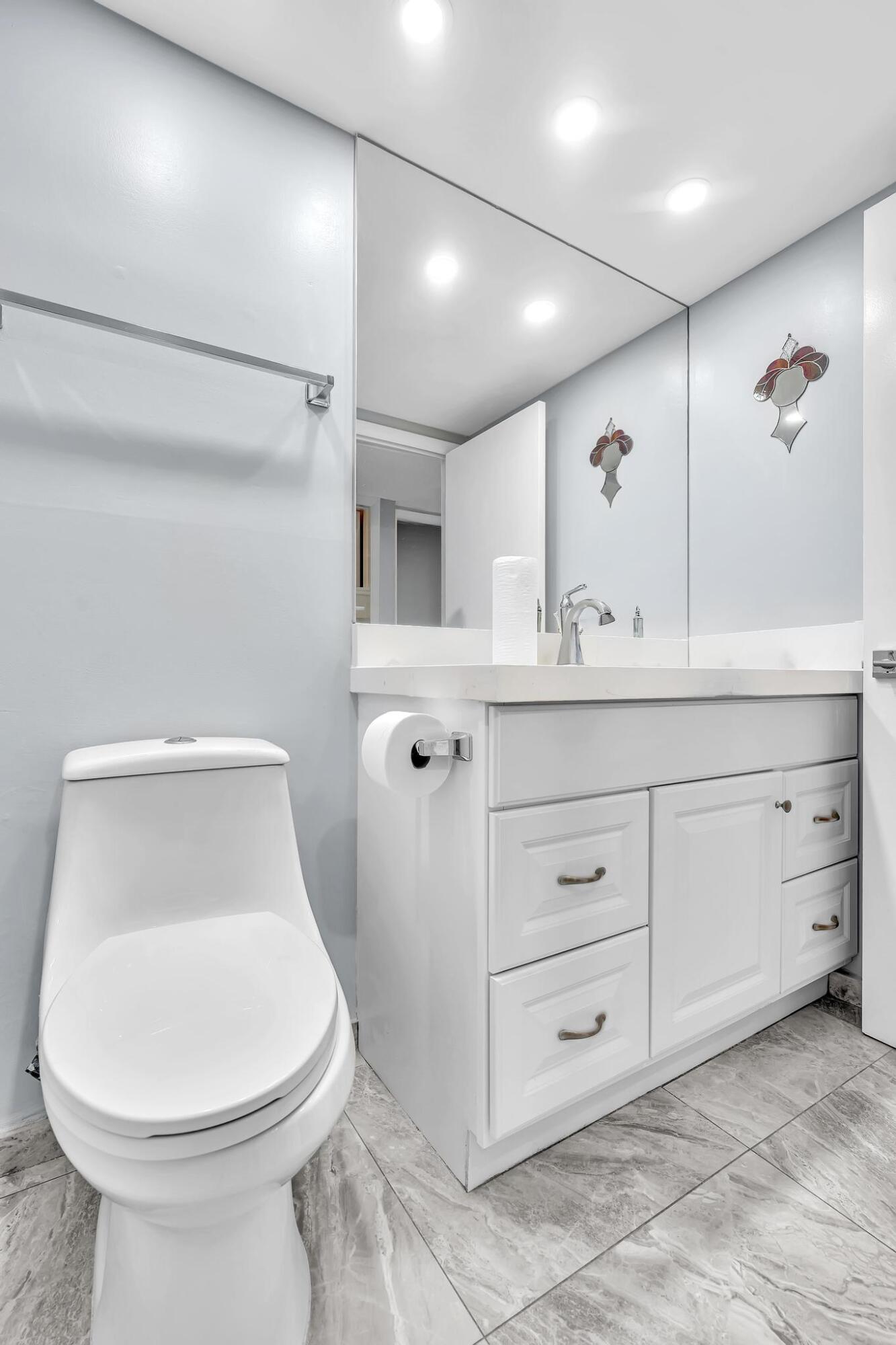KINGS POINT NORMANDY CONDOS - Residential