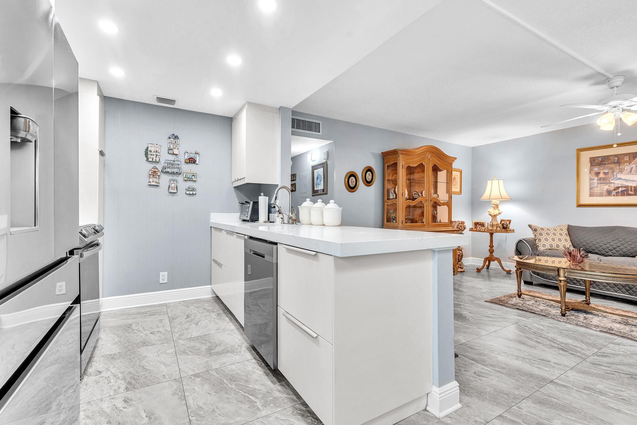 KINGS POINT NORMANDY CONDOS - Residential