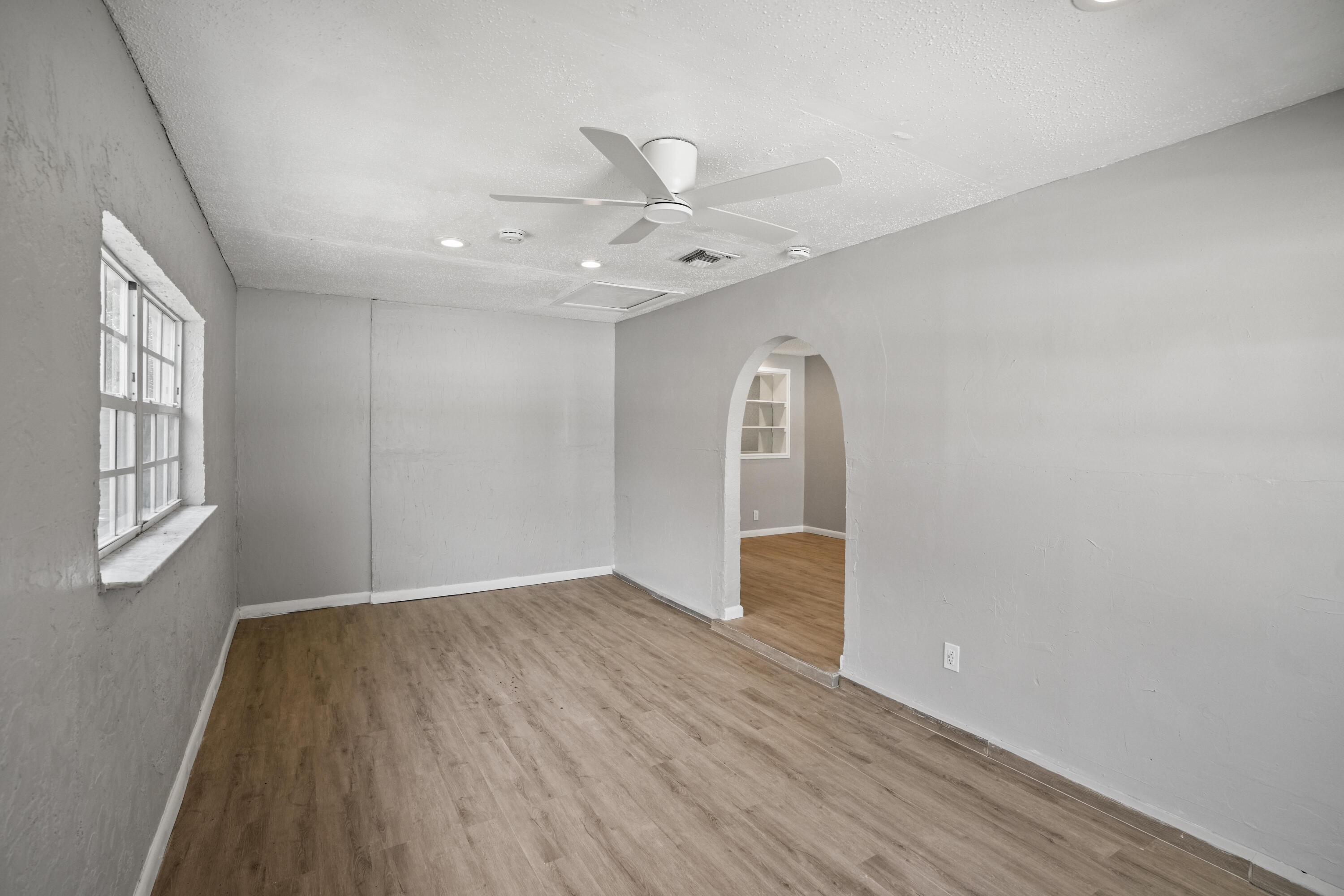 ROSEMONT GARDENS UNIT A - Residential