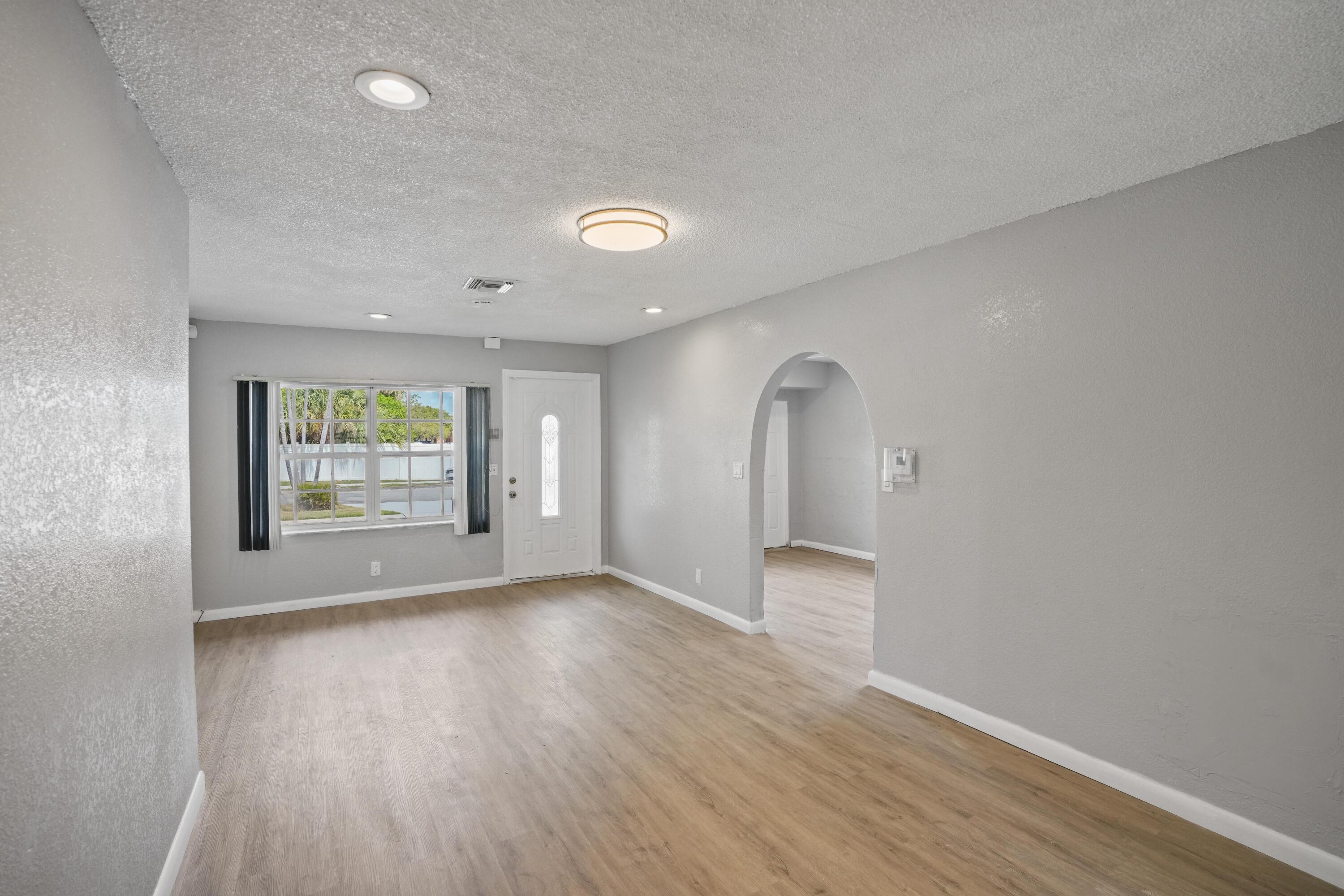 ROSEMONT GARDENS UNIT A - Residential