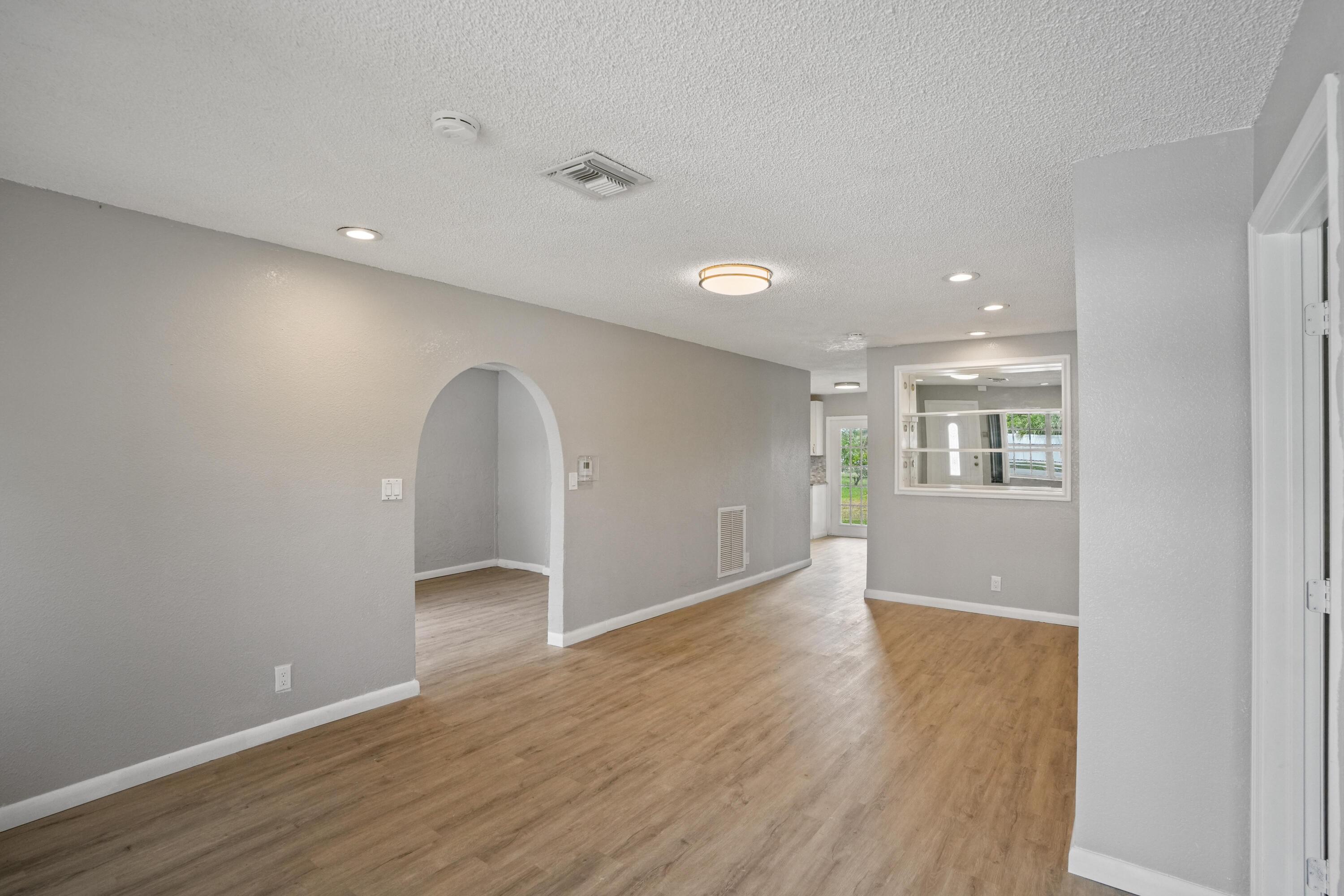 ROSEMONT GARDENS UNIT A - Residential