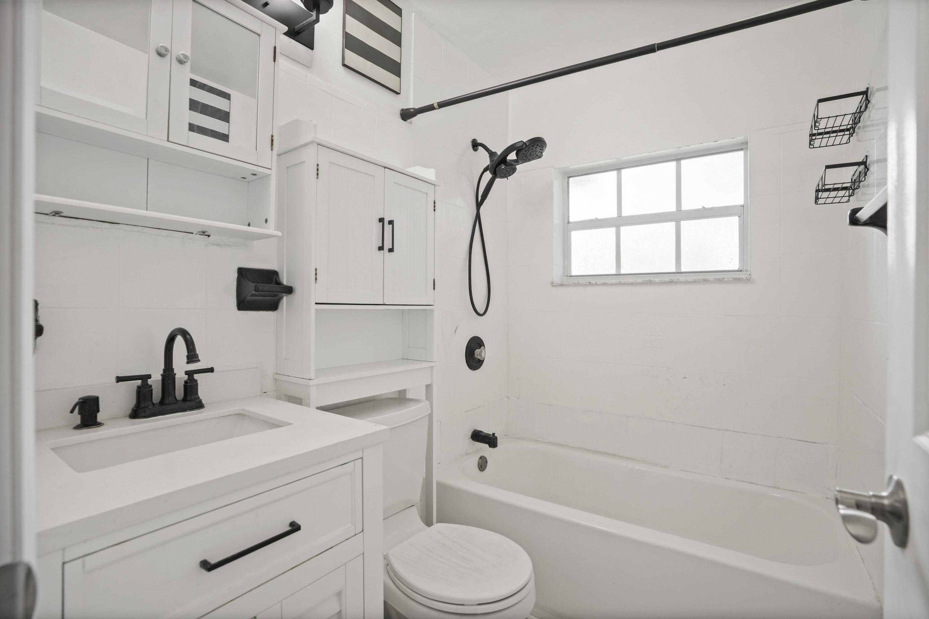 ROSEMONT GARDENS UNIT A - Residential