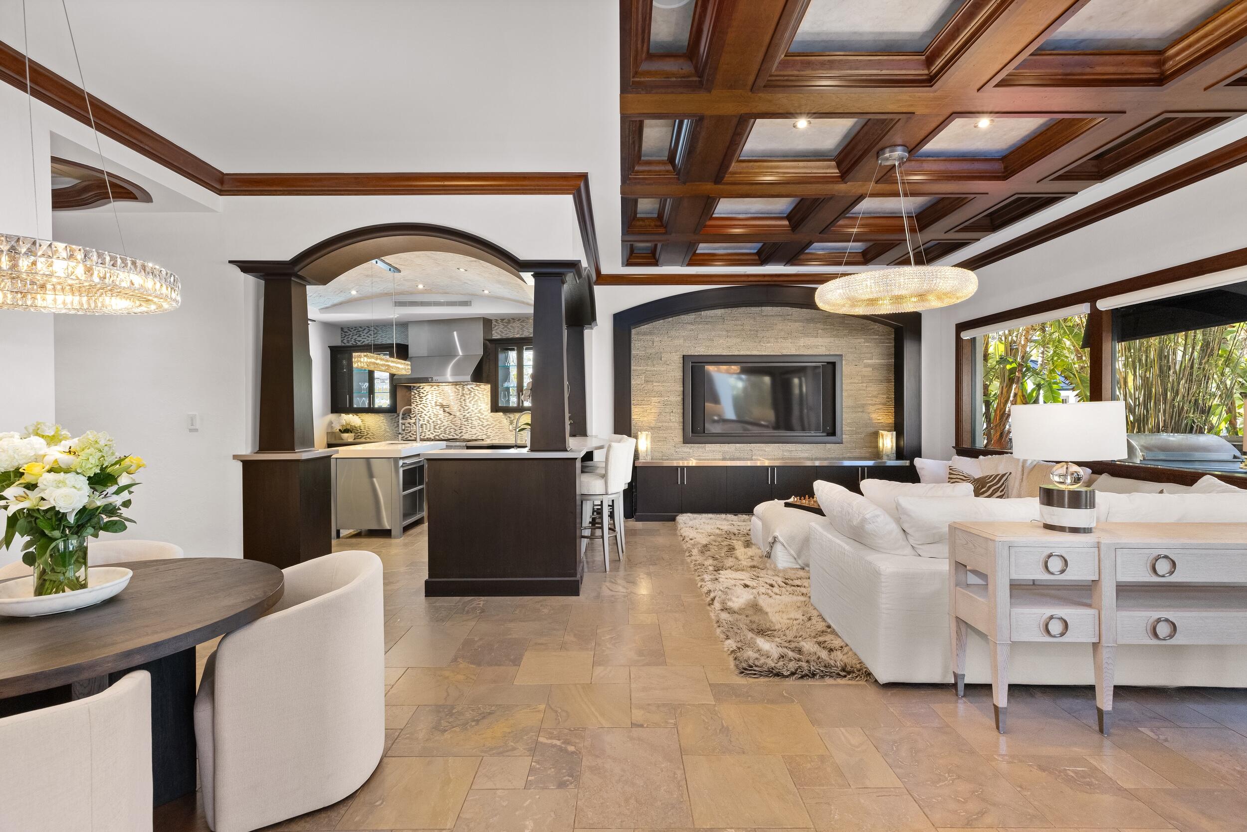 LIGHTHOUSE POINT 3RD SEC - Residential