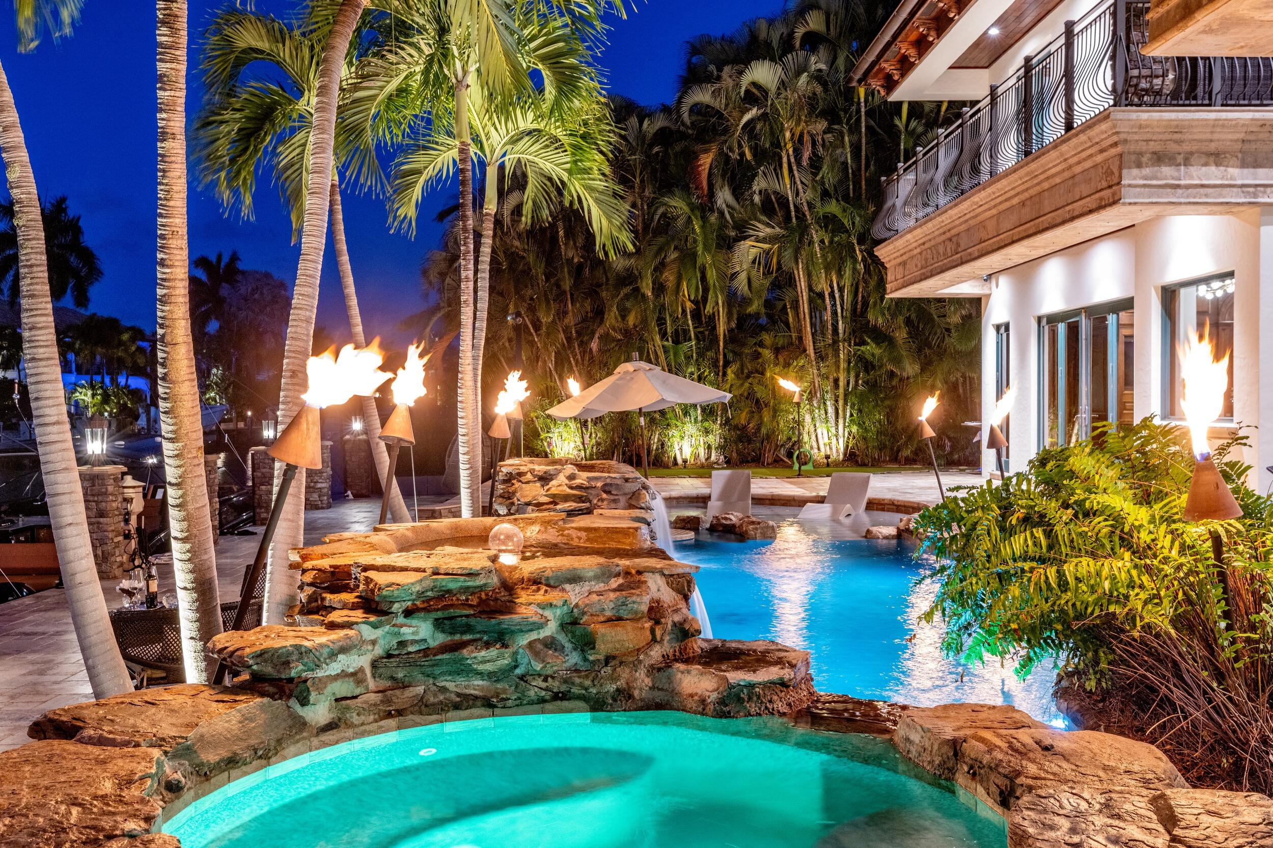 LIGHTHOUSE POINT 3RD SEC - Residential