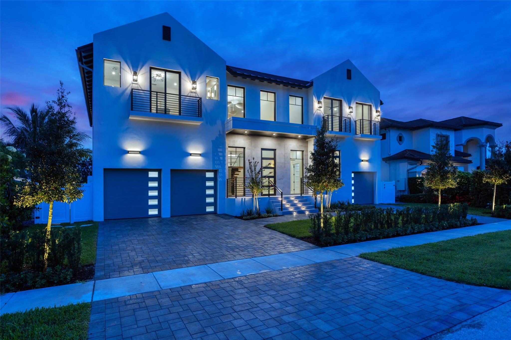 CORAL KEY VILLAS 2ND SEC - Residential
