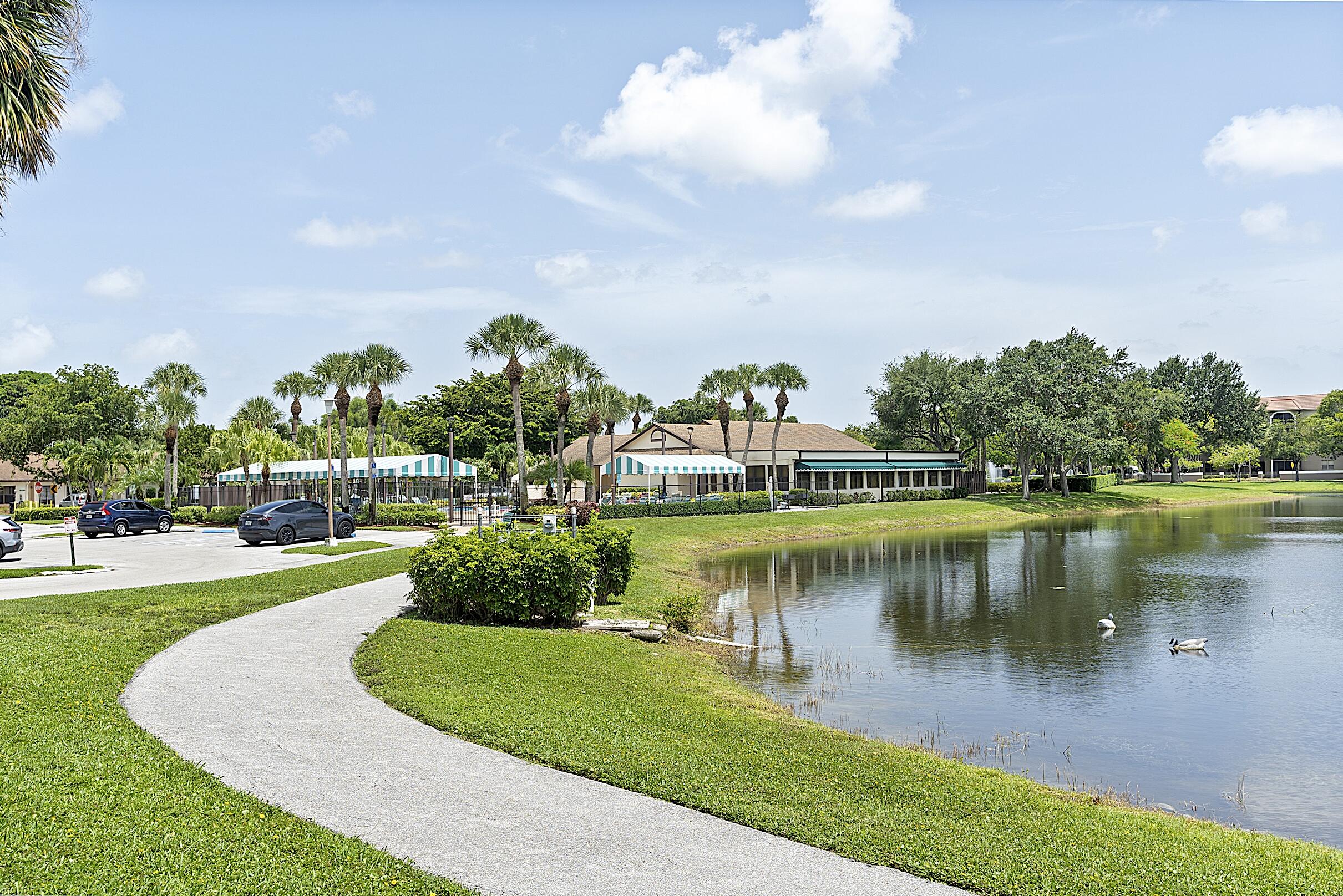 GARDENS OF WILLOW BEND CONDOS - Residential