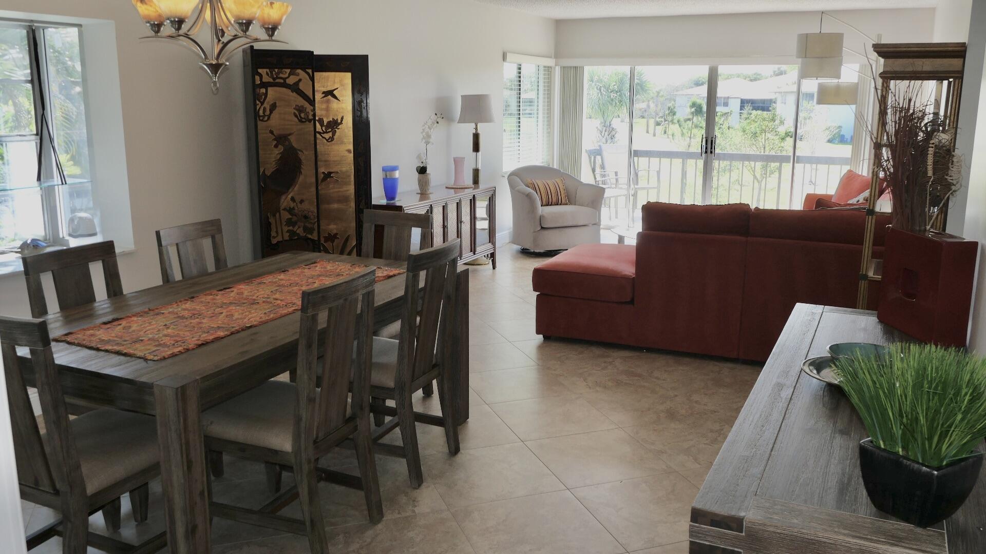 PALM GREENS AT VILLA DEL RAY CONDO II - Residential Lease