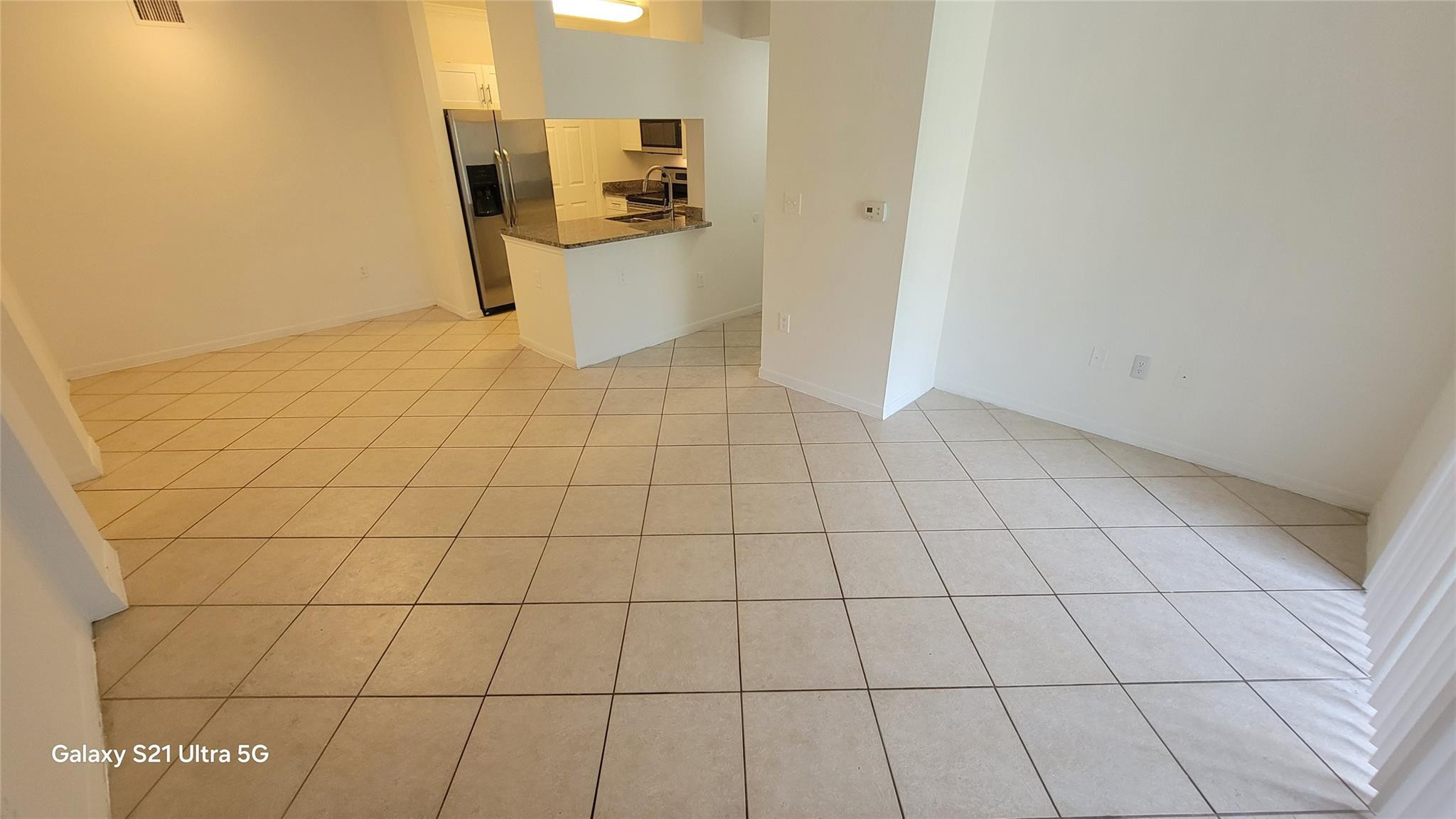 VILLAS AT EMERALD DUNES CONDO - Residential Lease