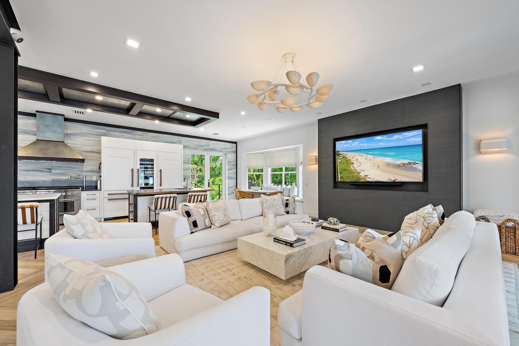 INDIAN HILLS - Residential