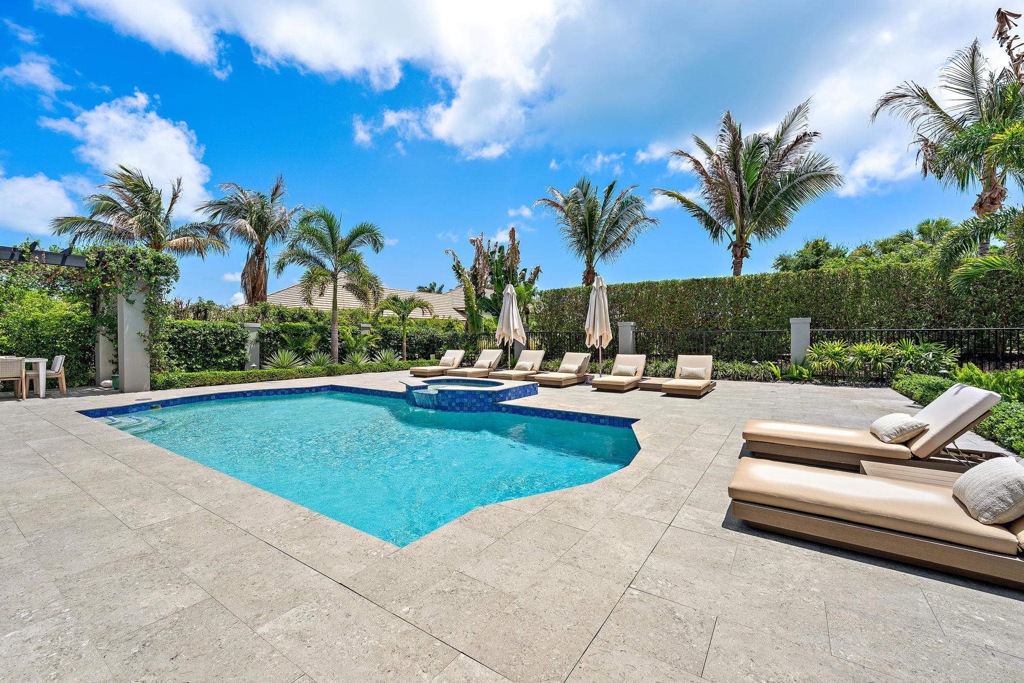 INDIAN HILLS - Residential