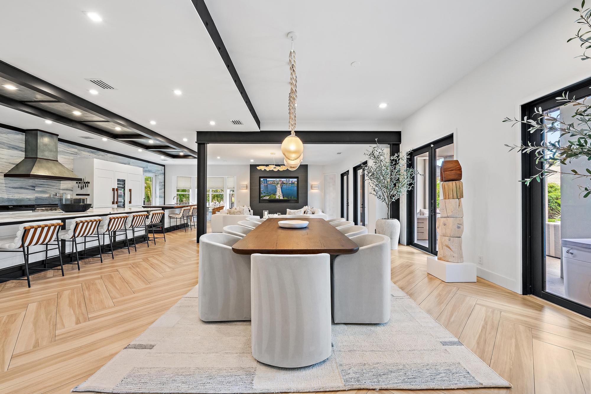 INDIAN HILLS - Residential