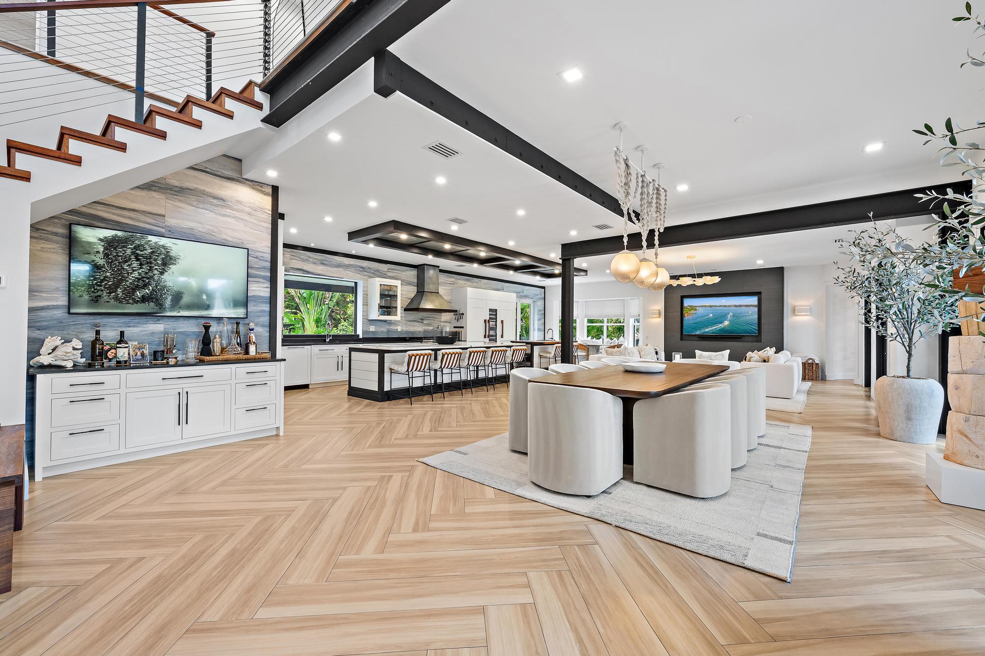 INDIAN HILLS - Residential