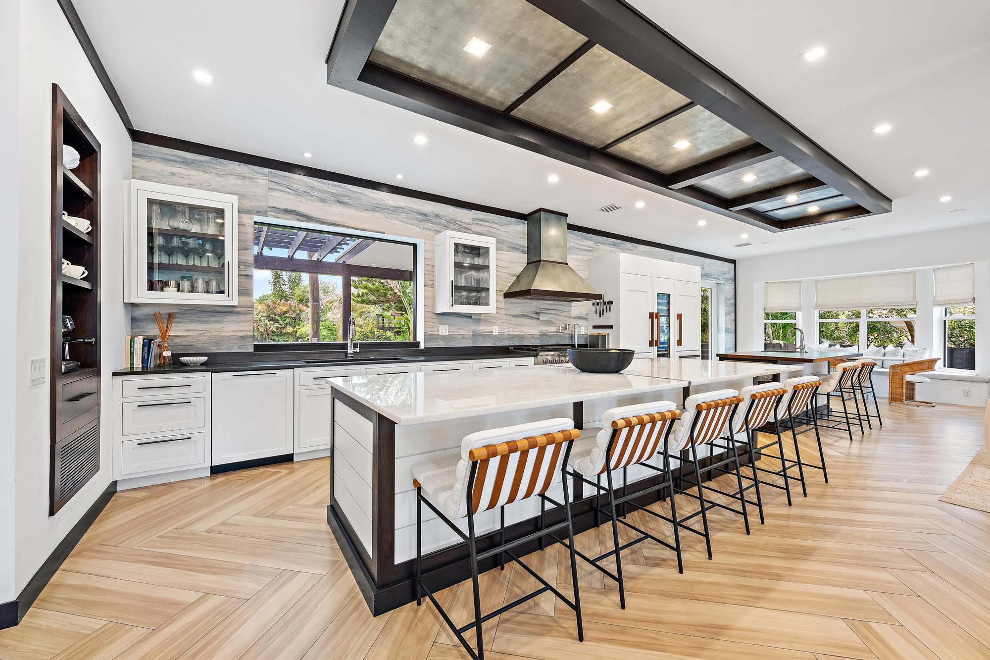 INDIAN HILLS - Residential