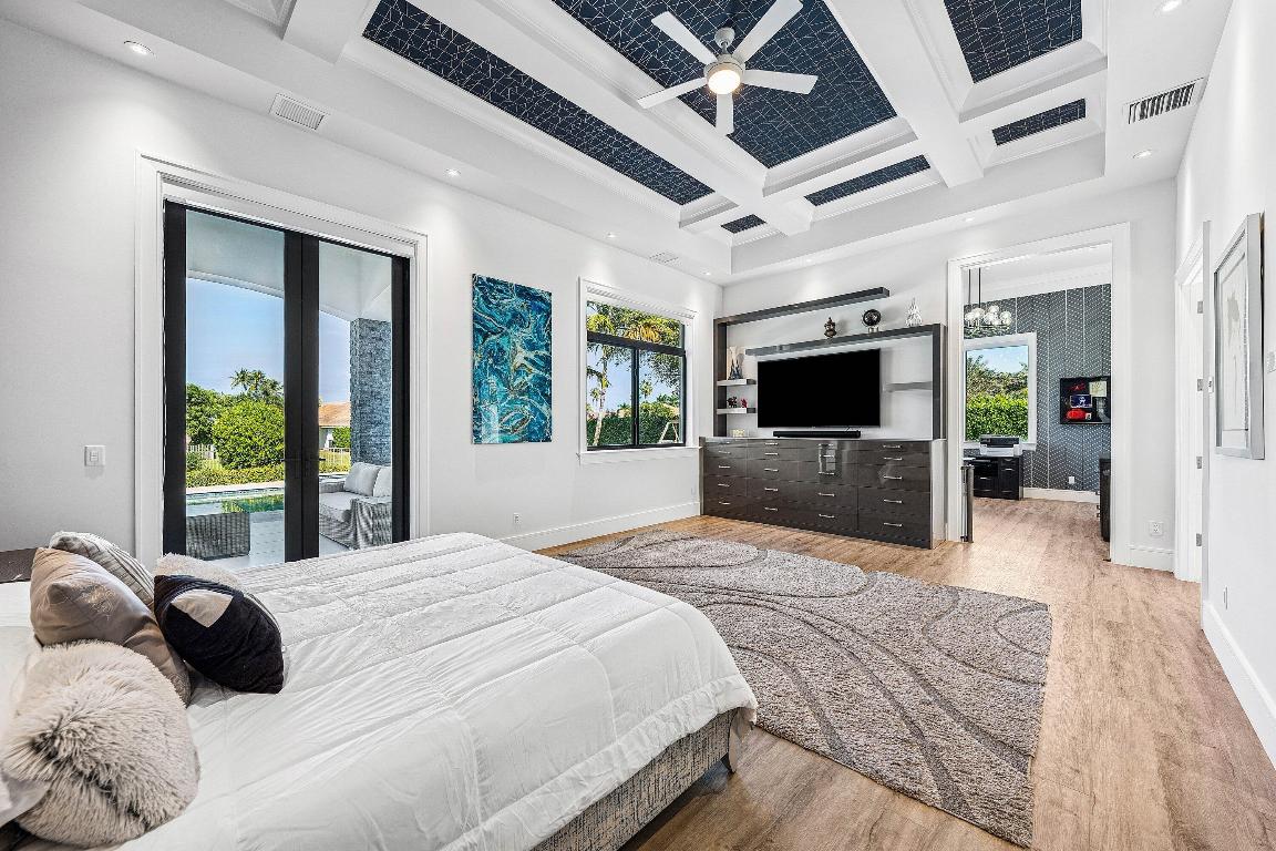 BONIELLO ACRES - Residential