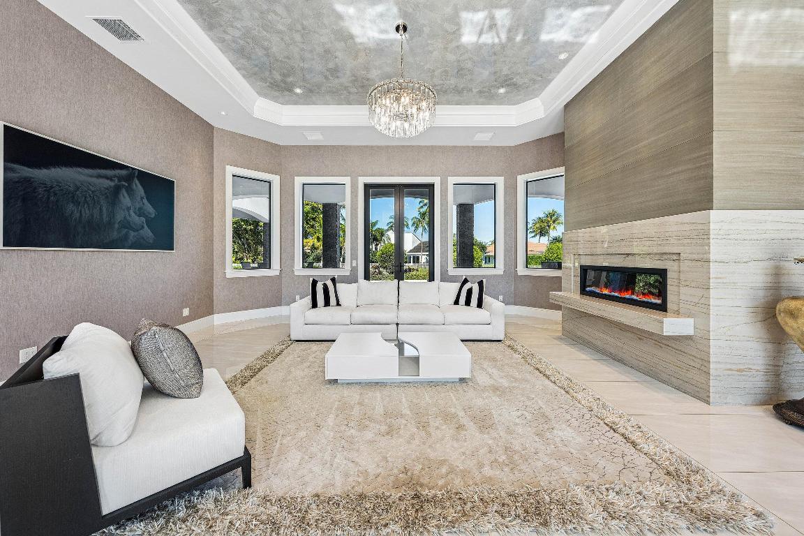BONIELLO ACRES - Residential